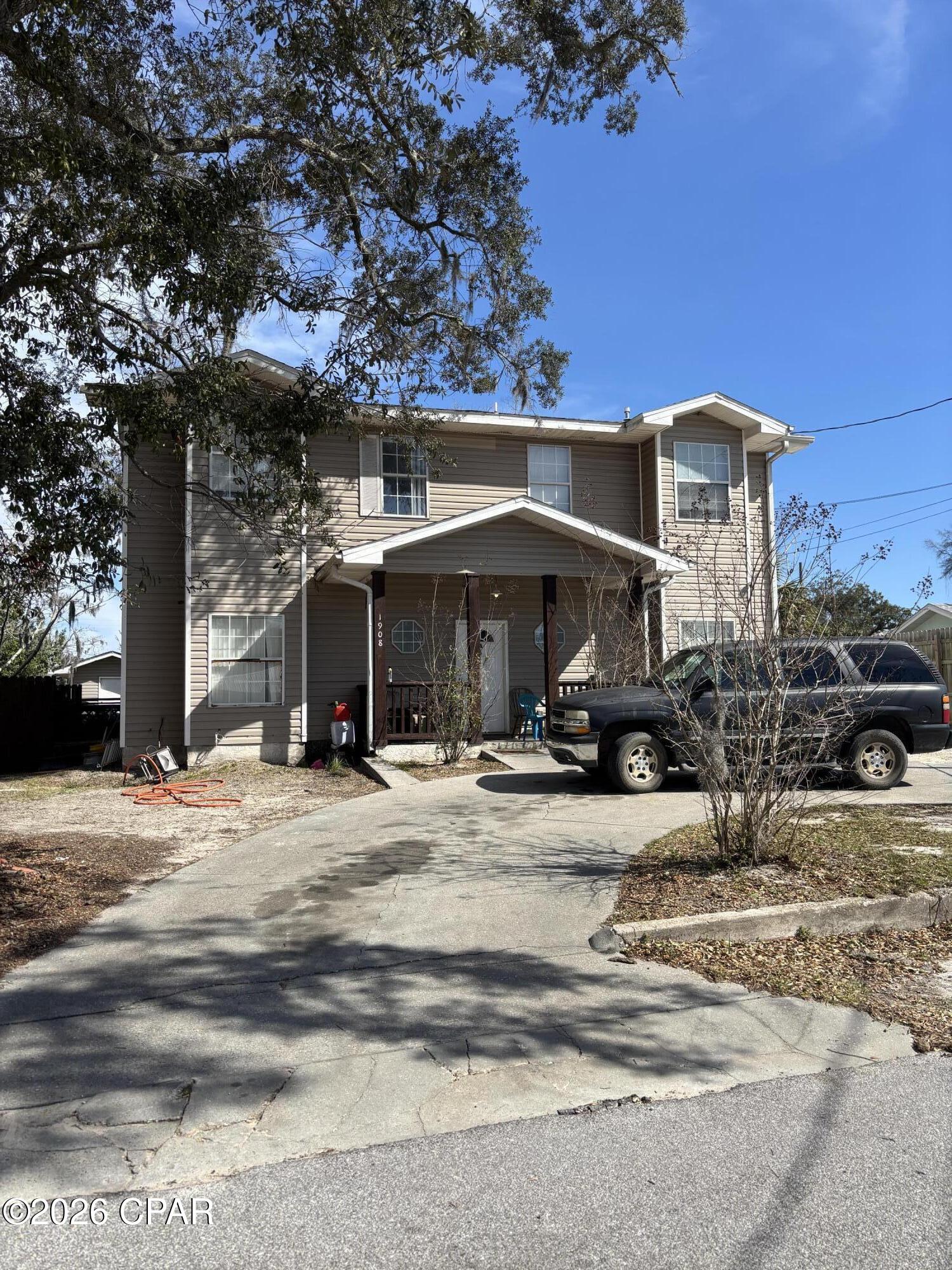 main property photo 0
