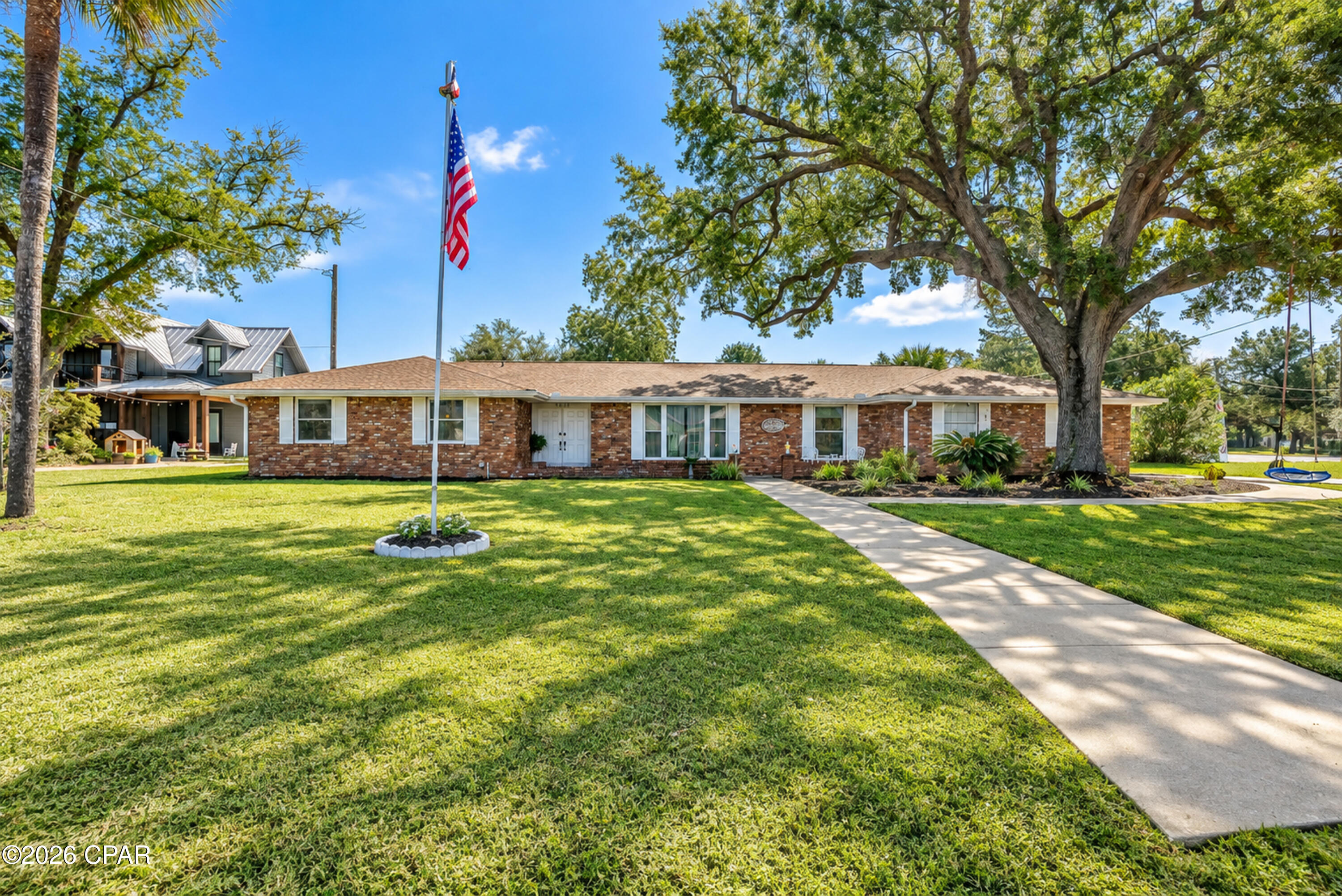 main property photo 0