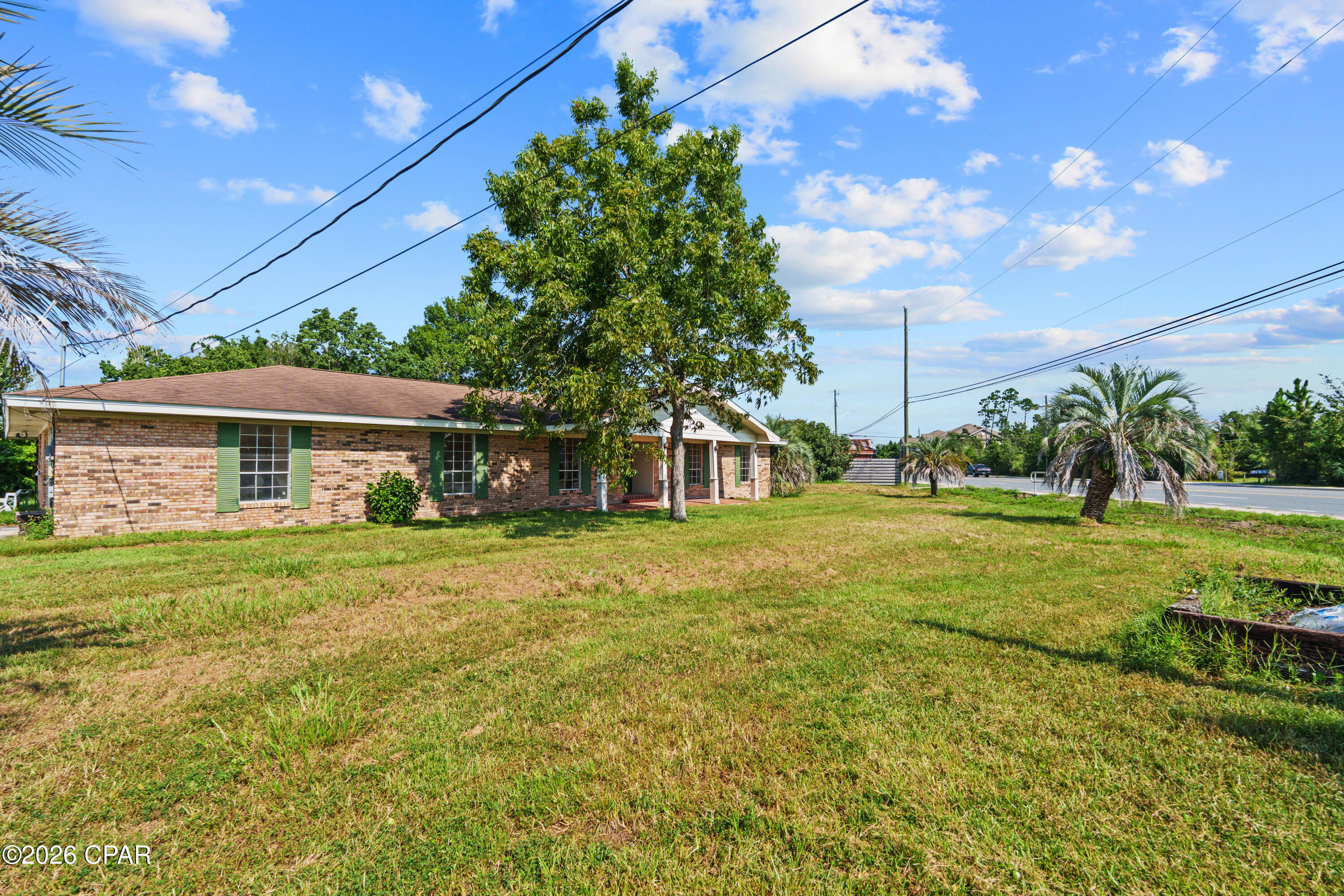 main property photo 33