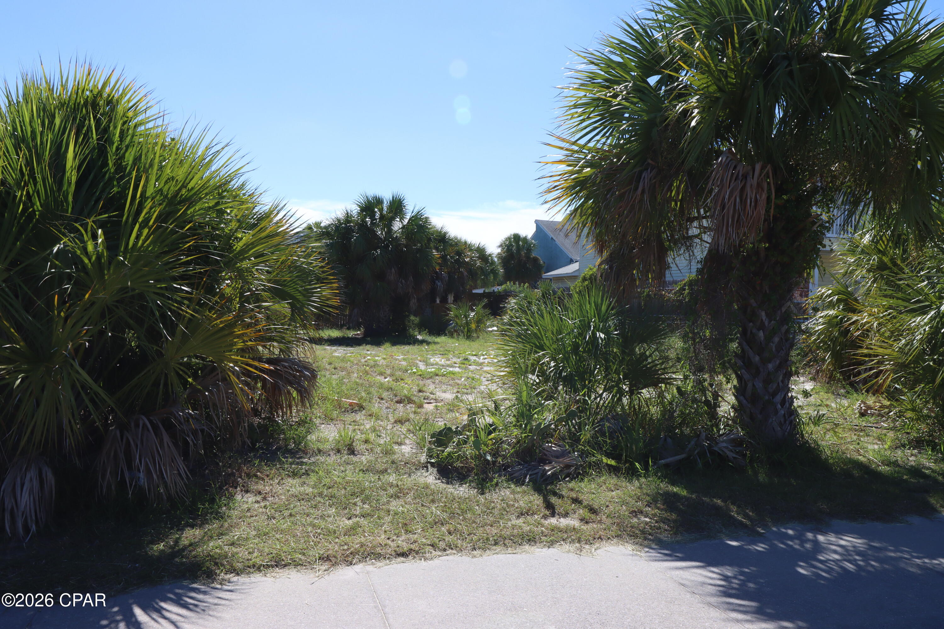 main property photo 14