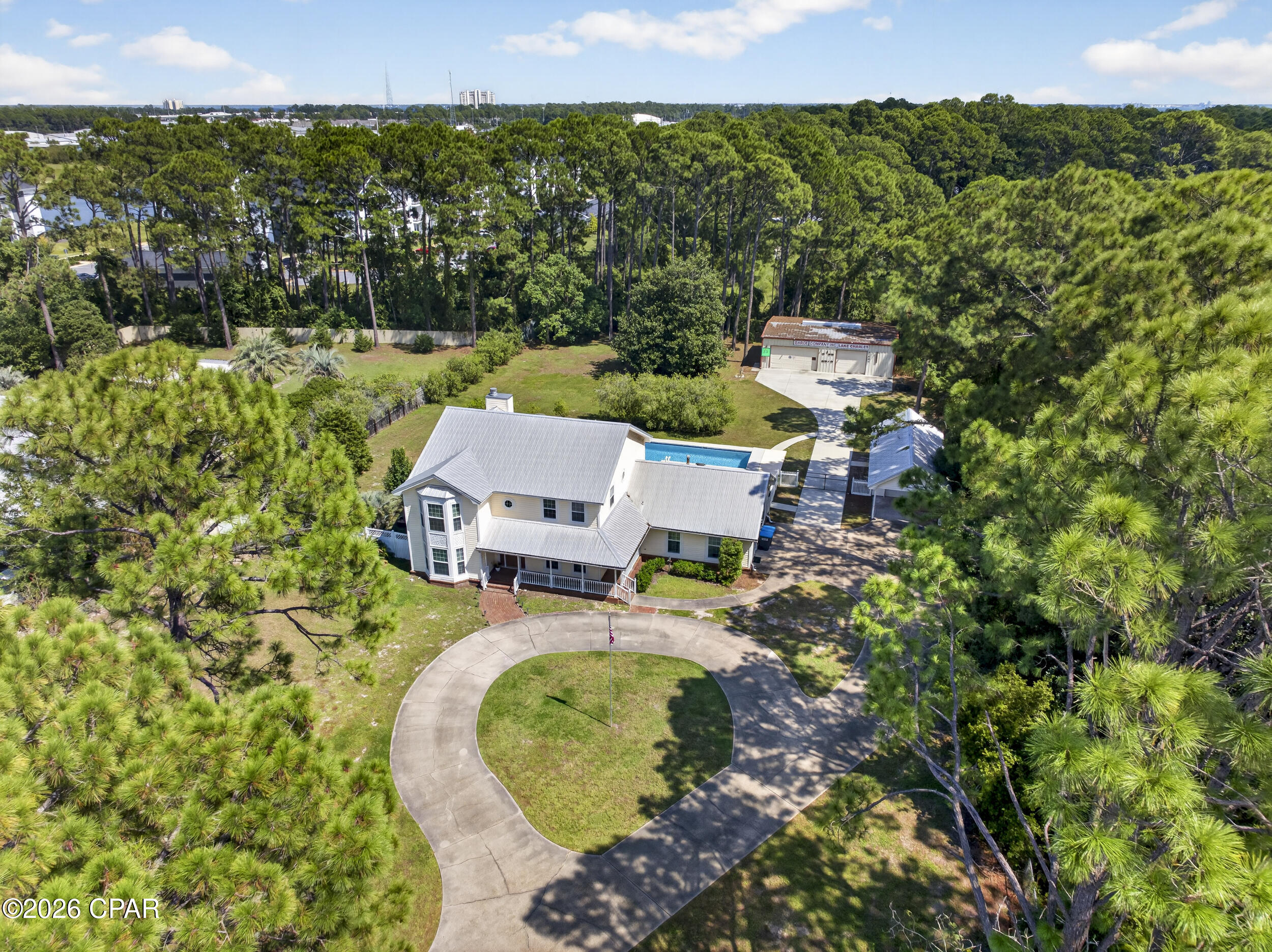main property photo 8