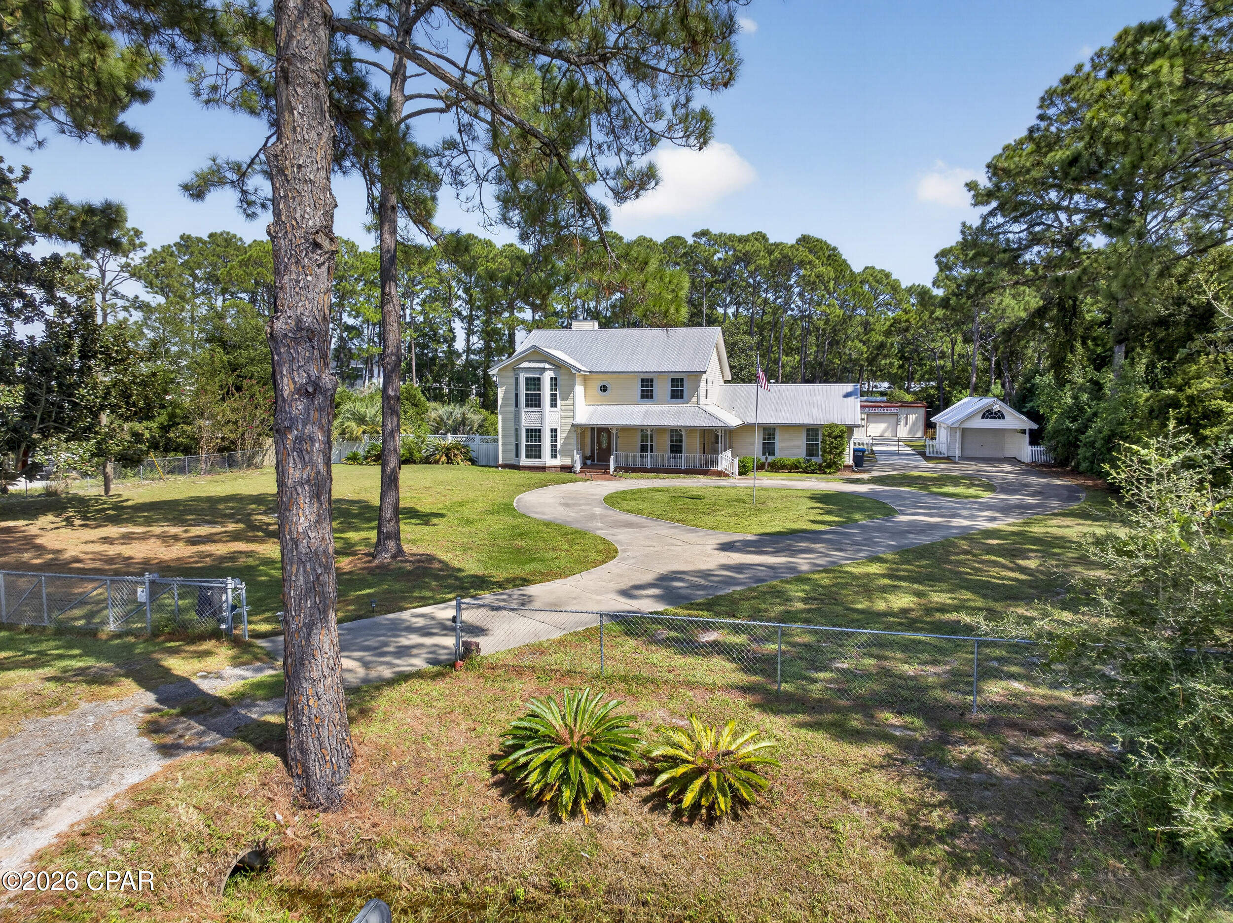 main property photo 9