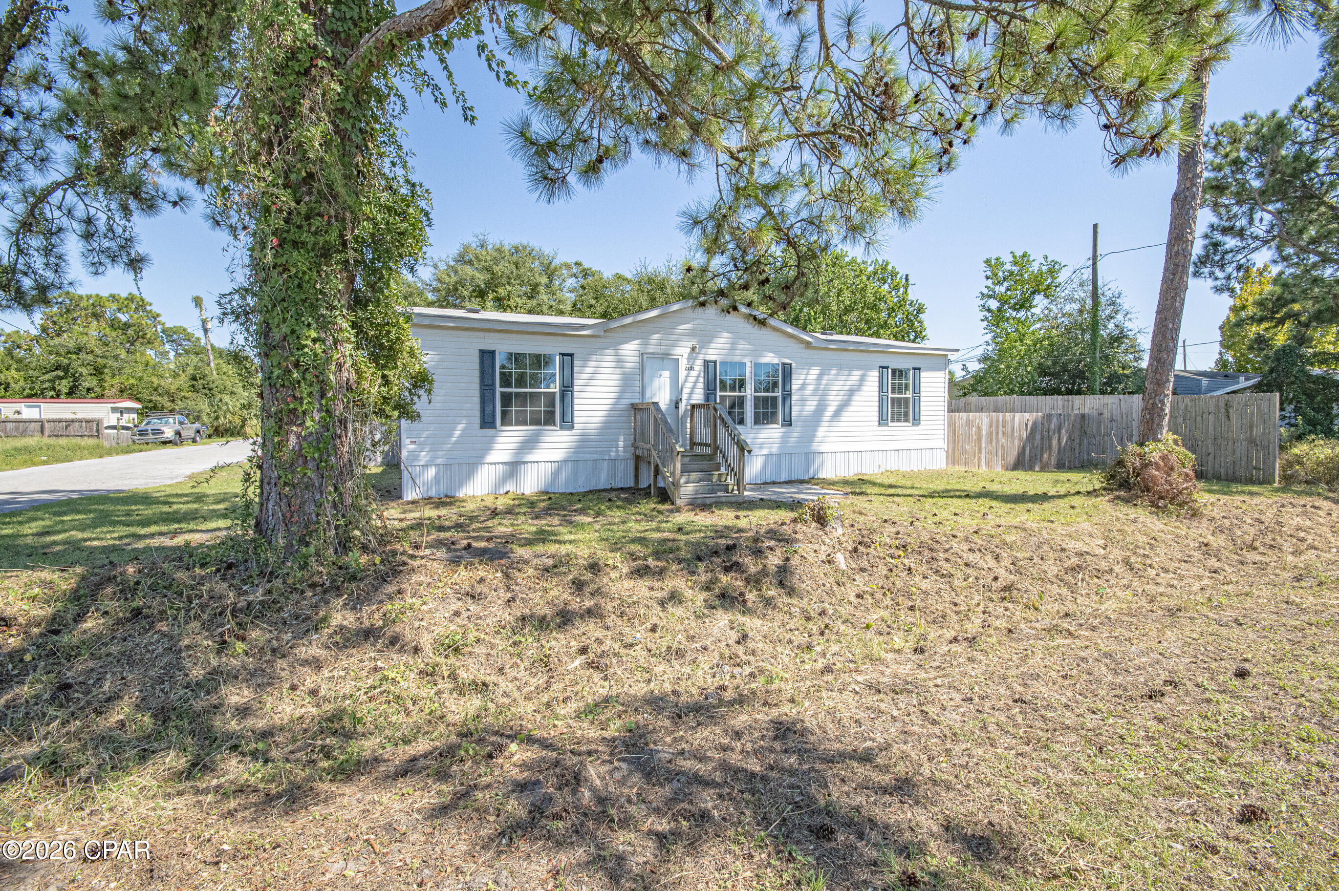 main property photo 31