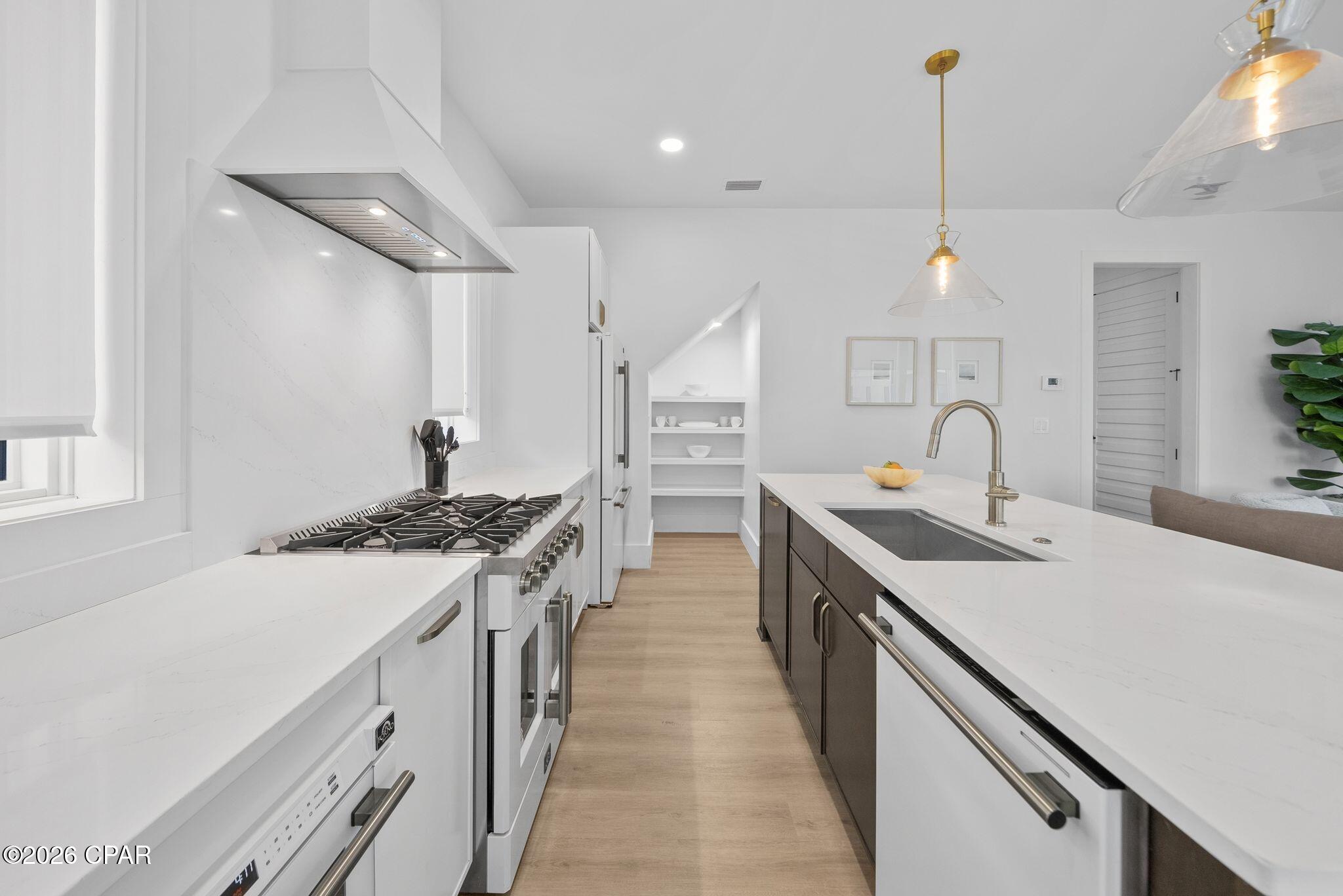 main property photo 98