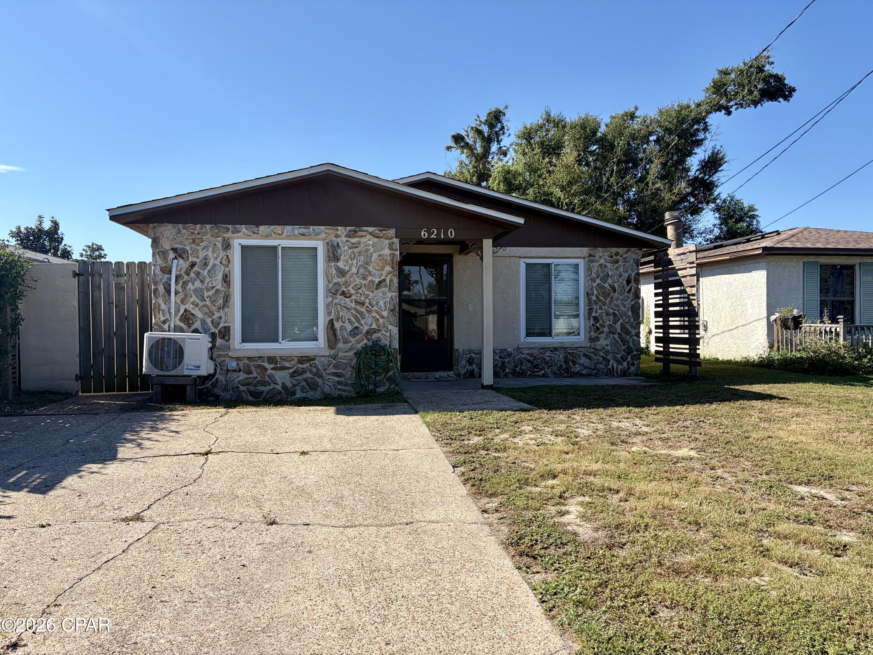 main property photo 0