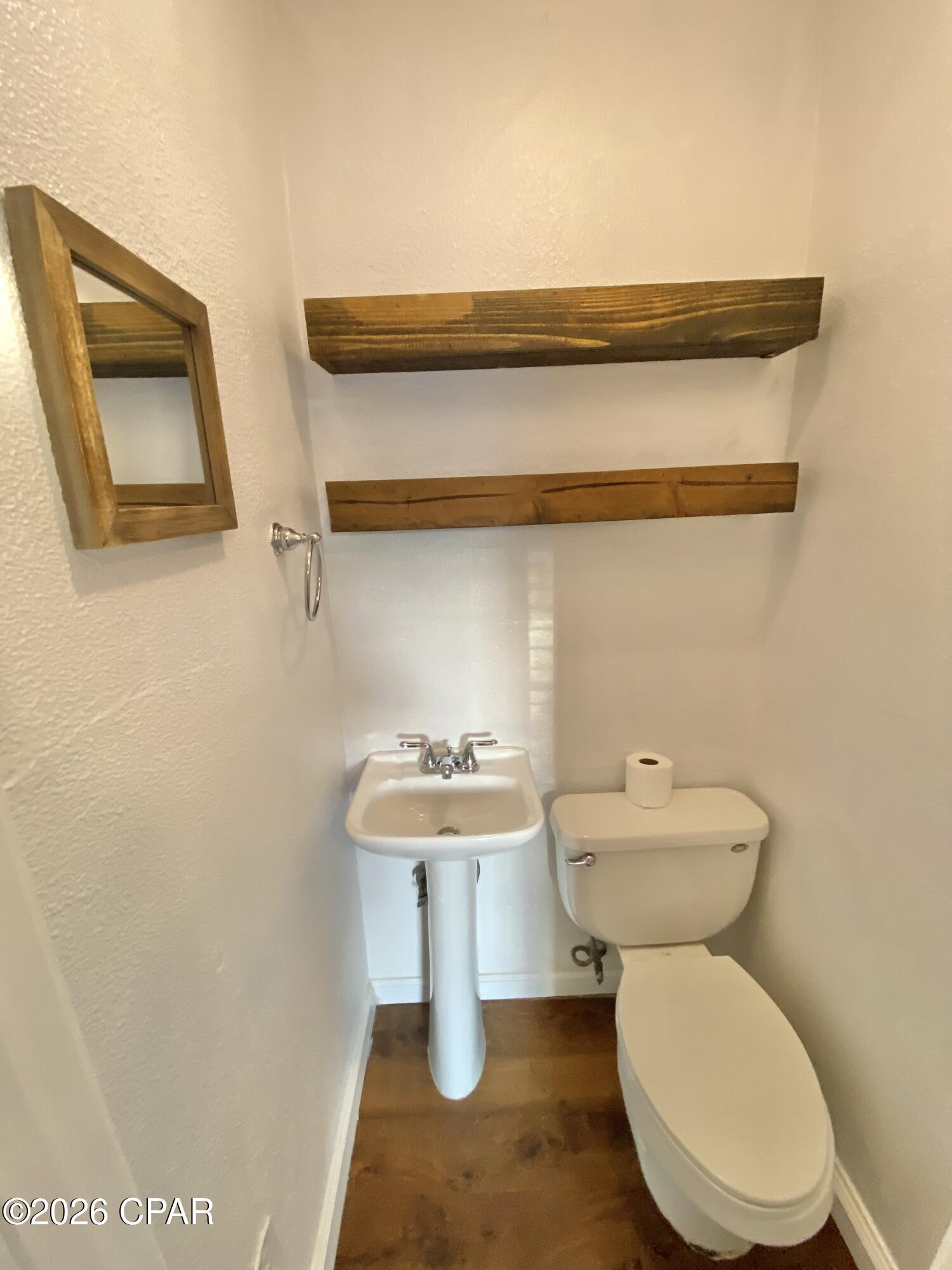 main property photo 31