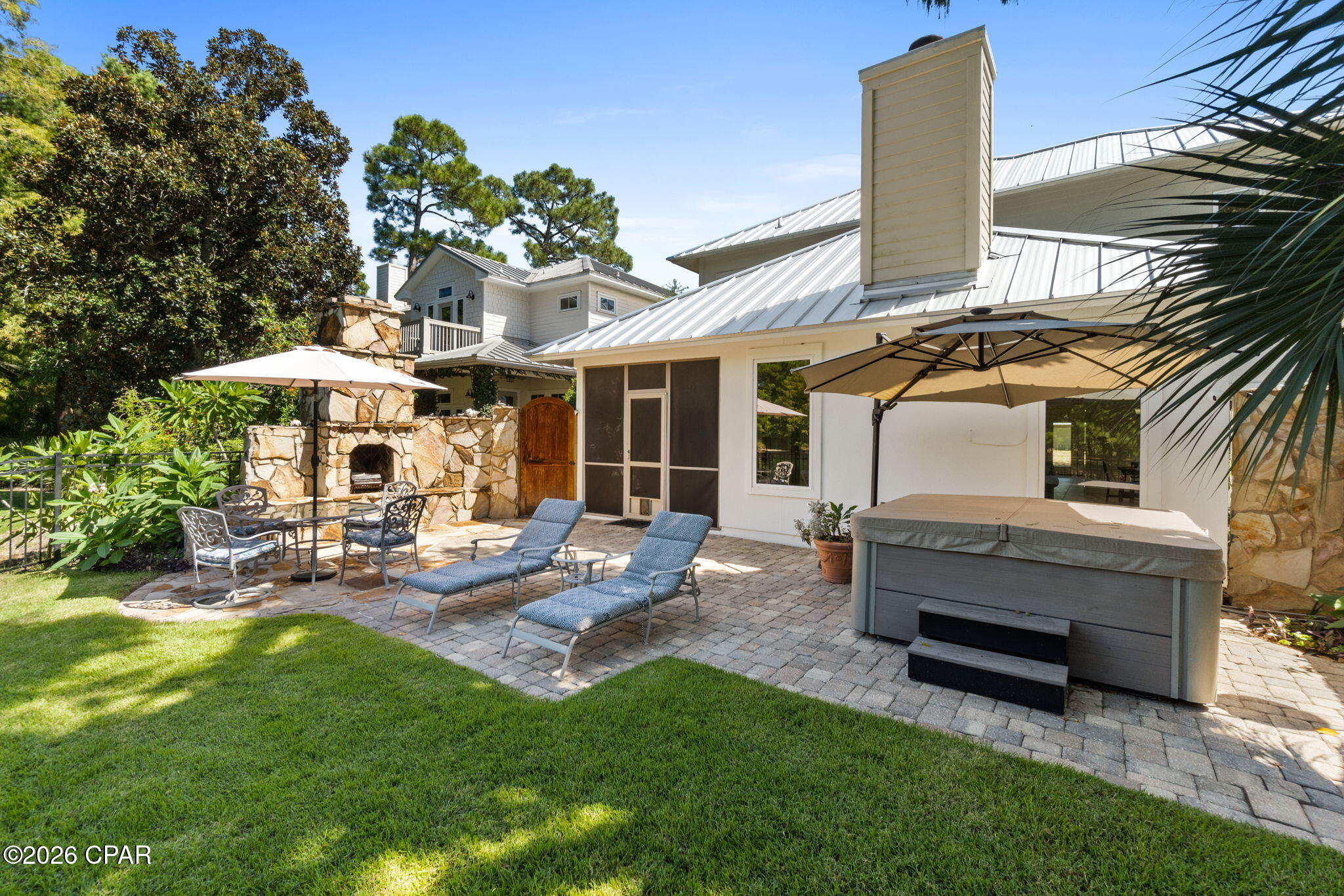 main property photo 29