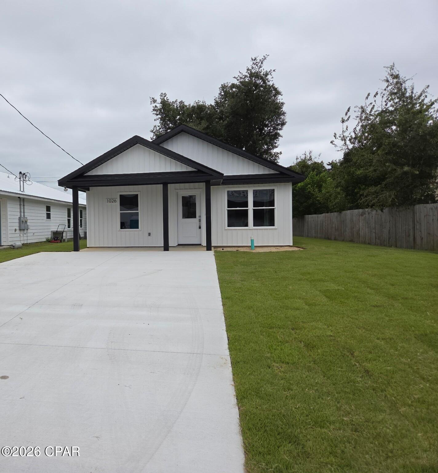 main property photo 0