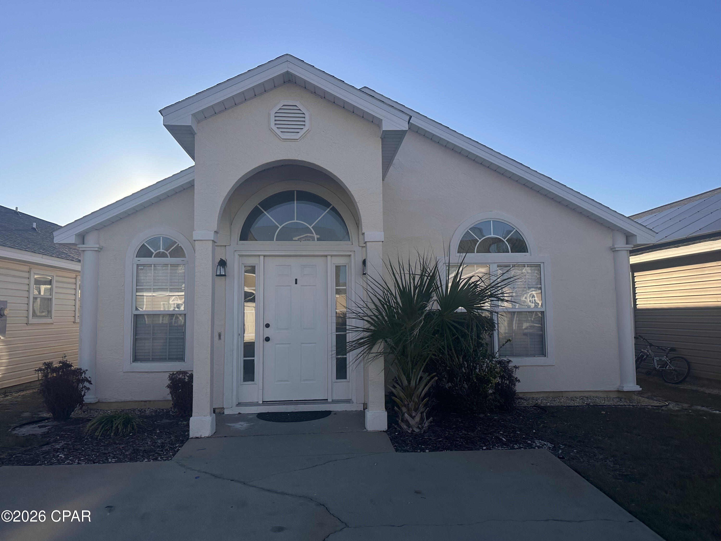 main property photo 0