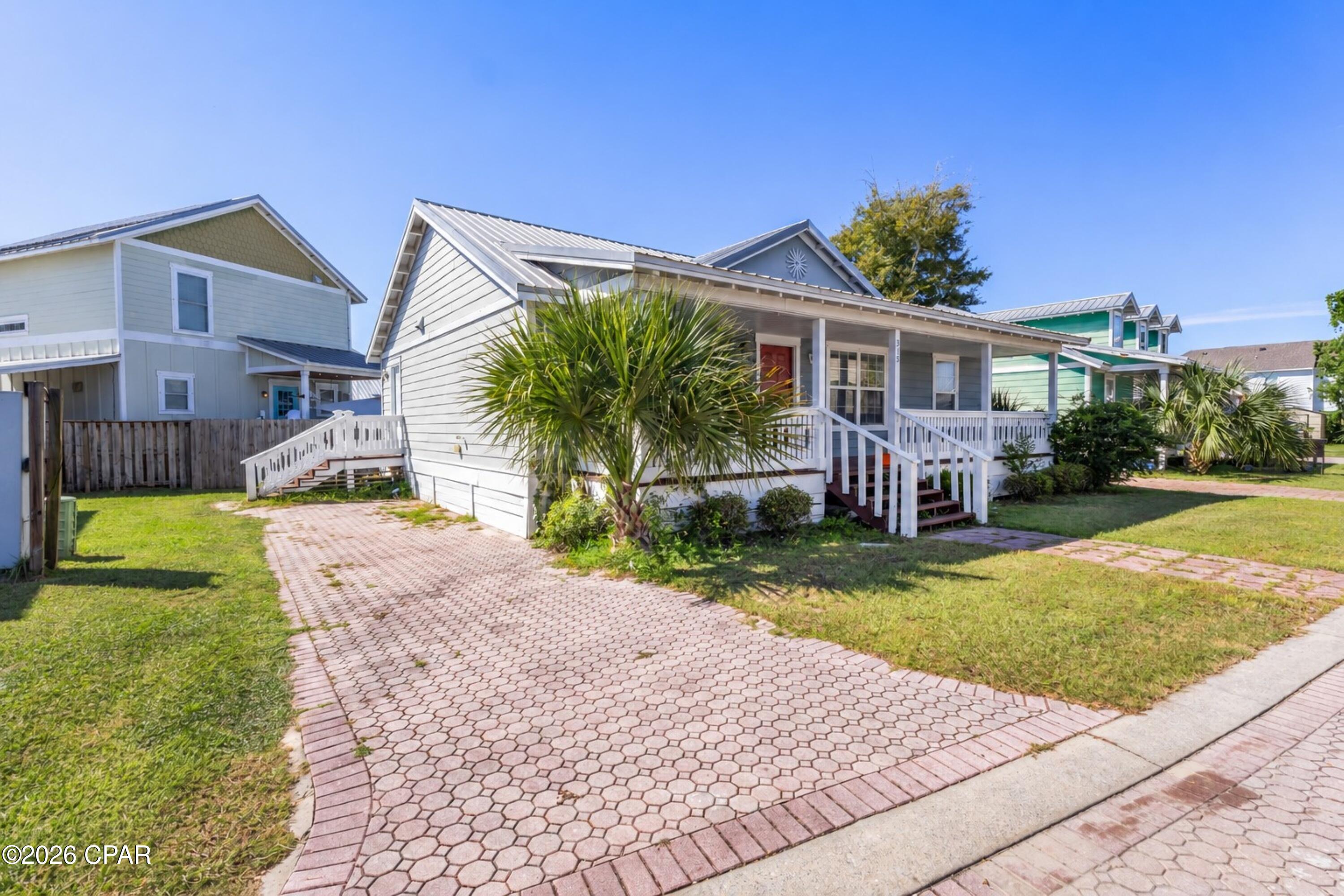 main property photo 16