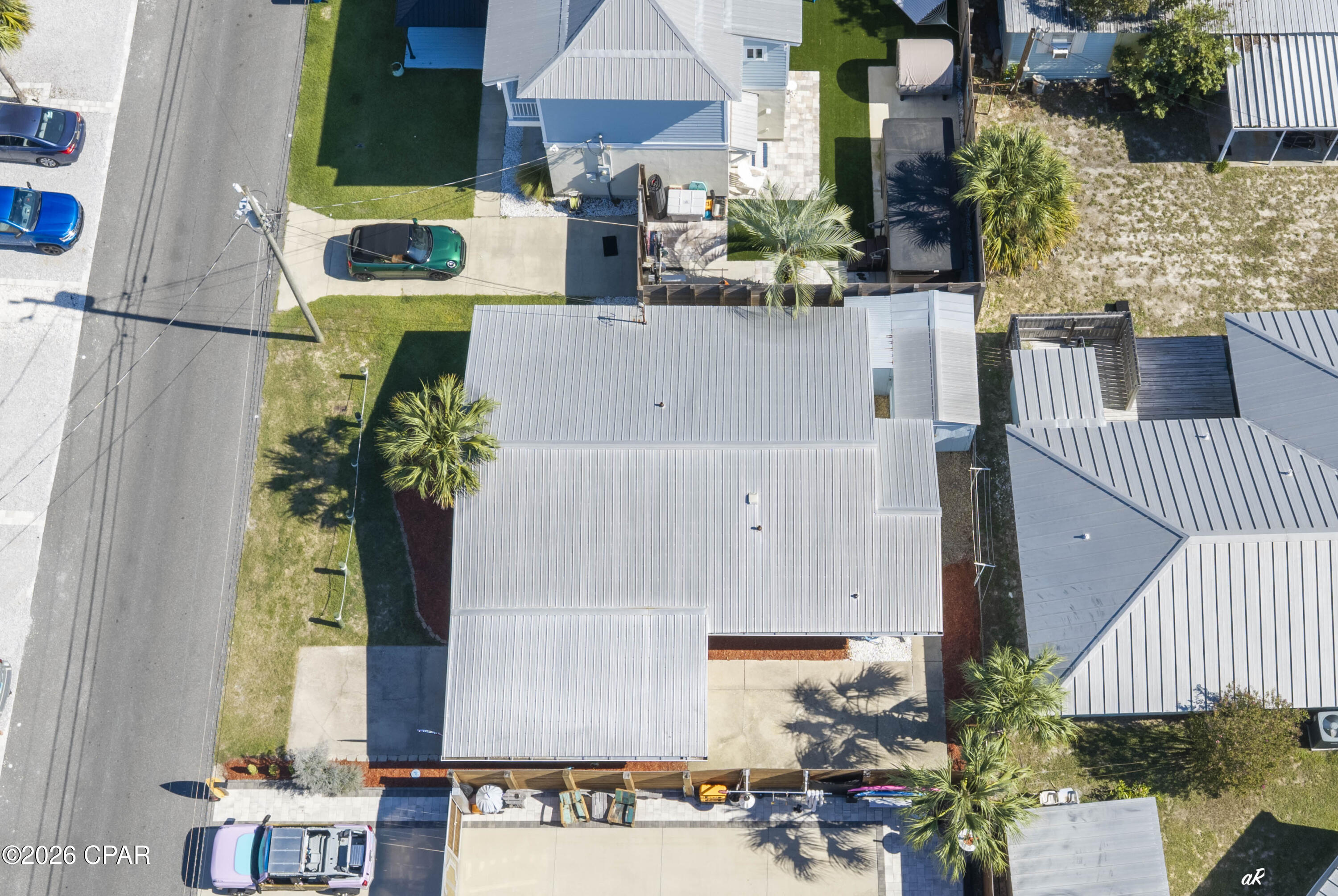 main property photo 32