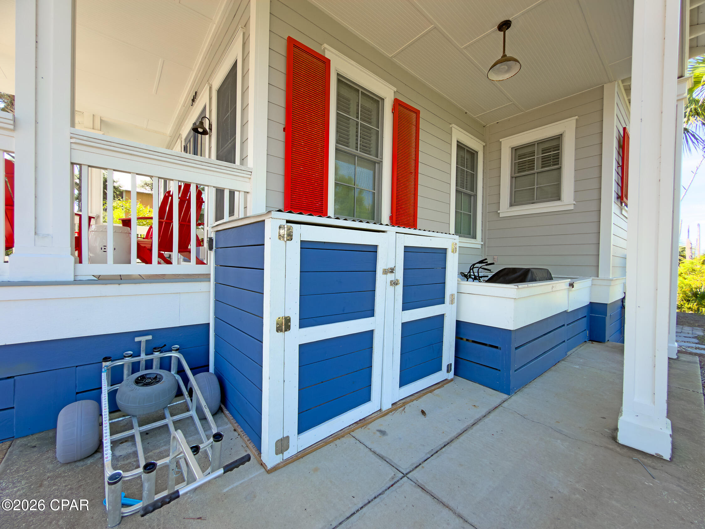 main property photo 35