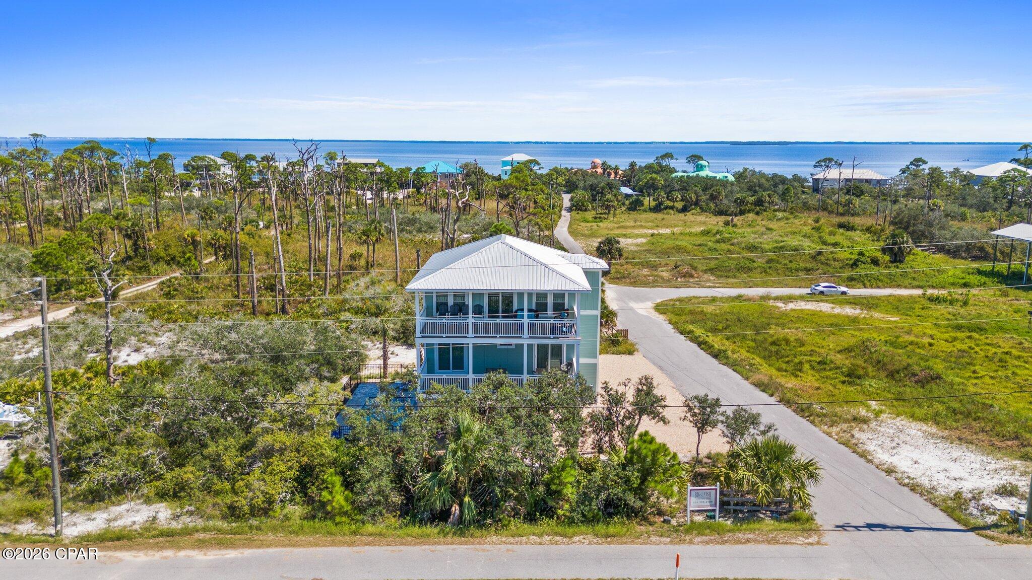 main property photo 40