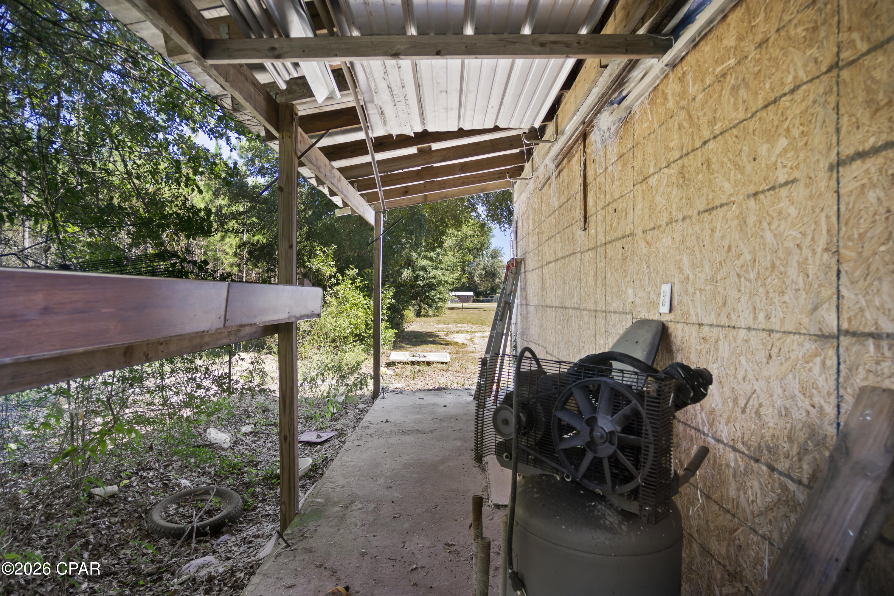 main property photo 59