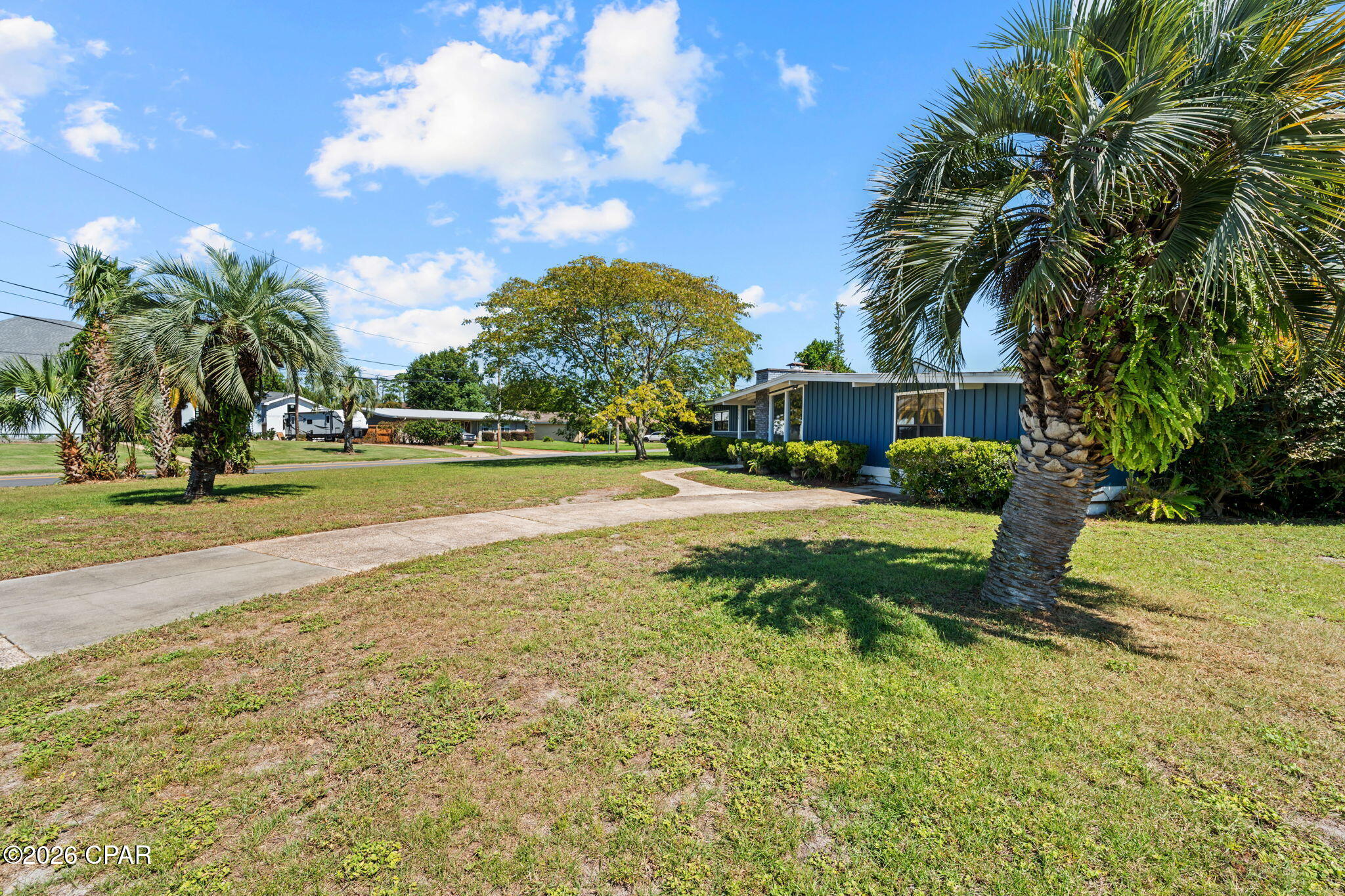 main property photo 0