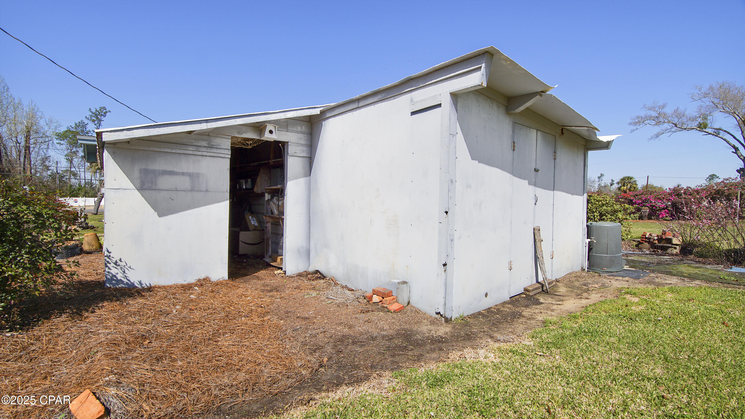 main property photo 26