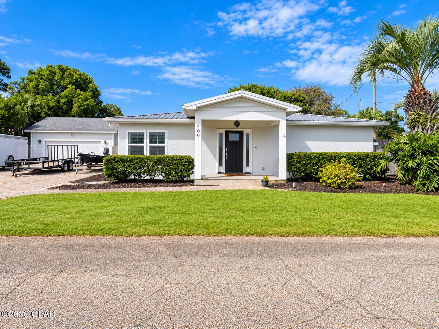 main property photo 0