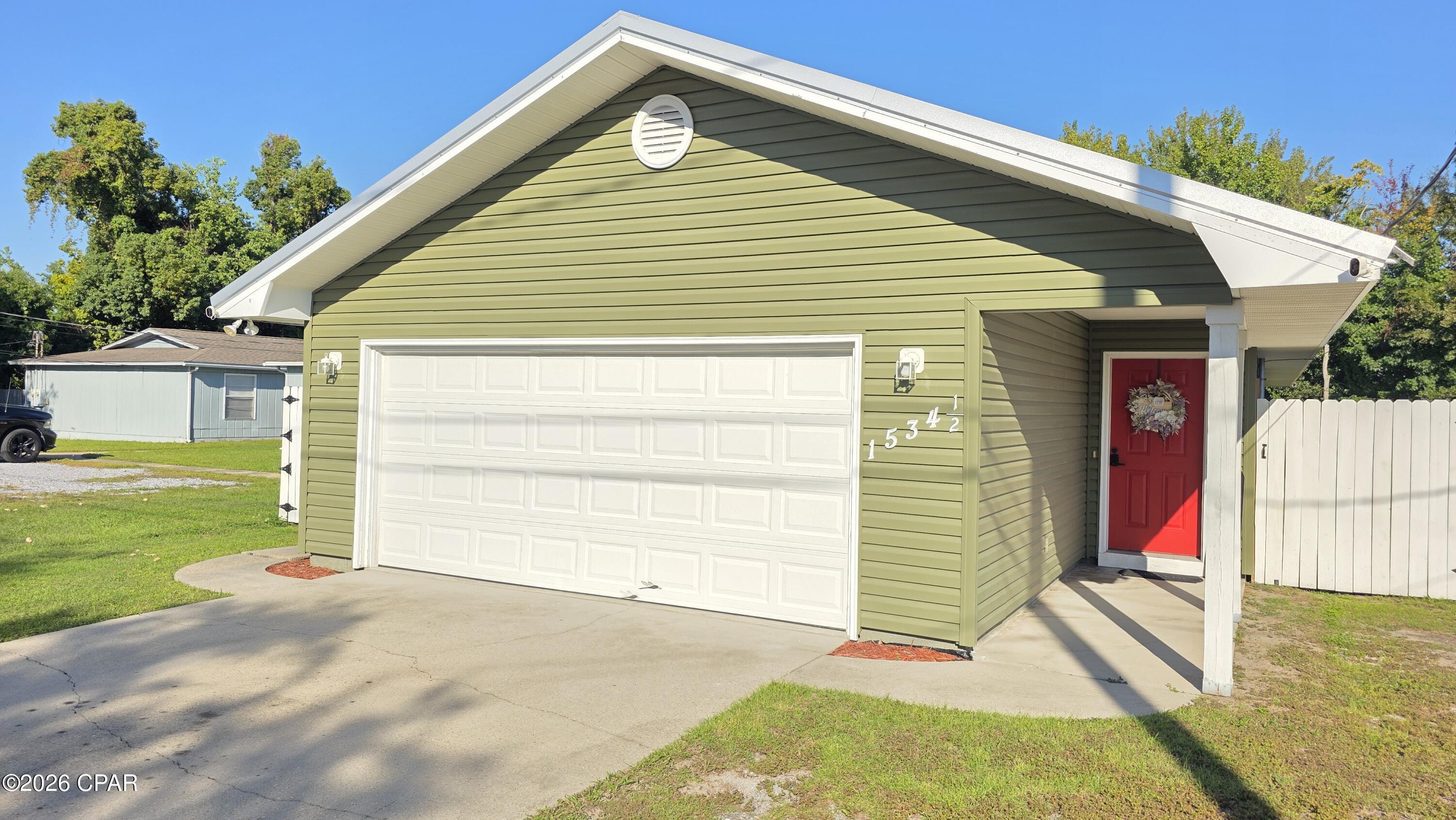main property photo 0