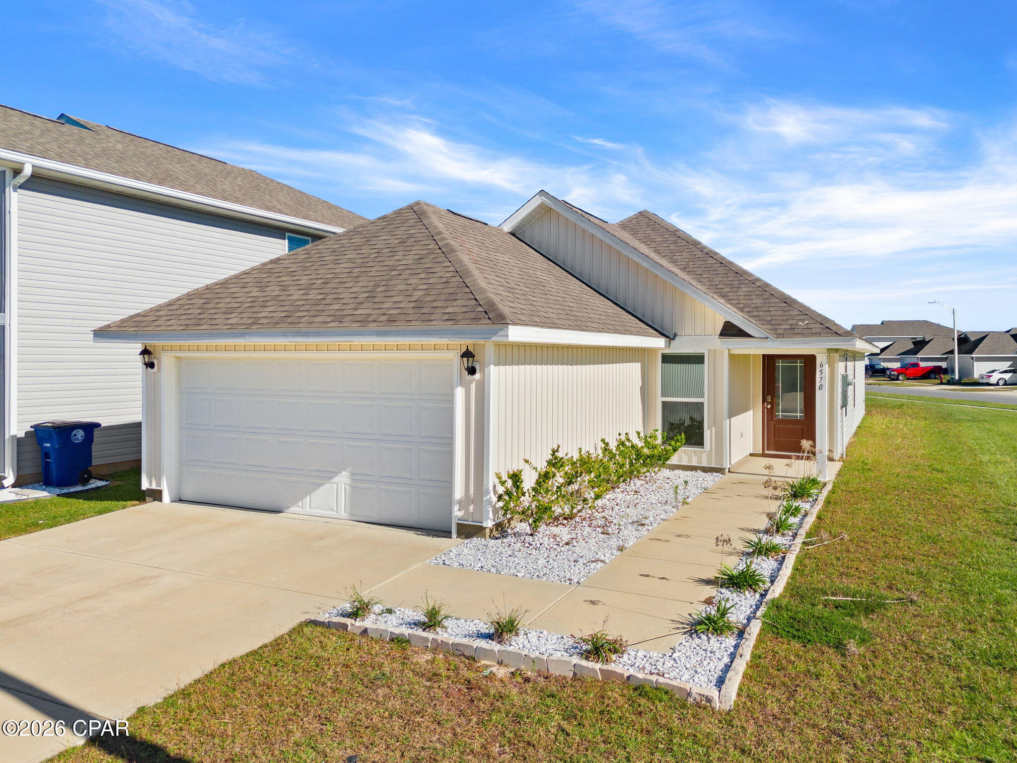 main property photo 0