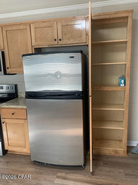 main property photo 7
