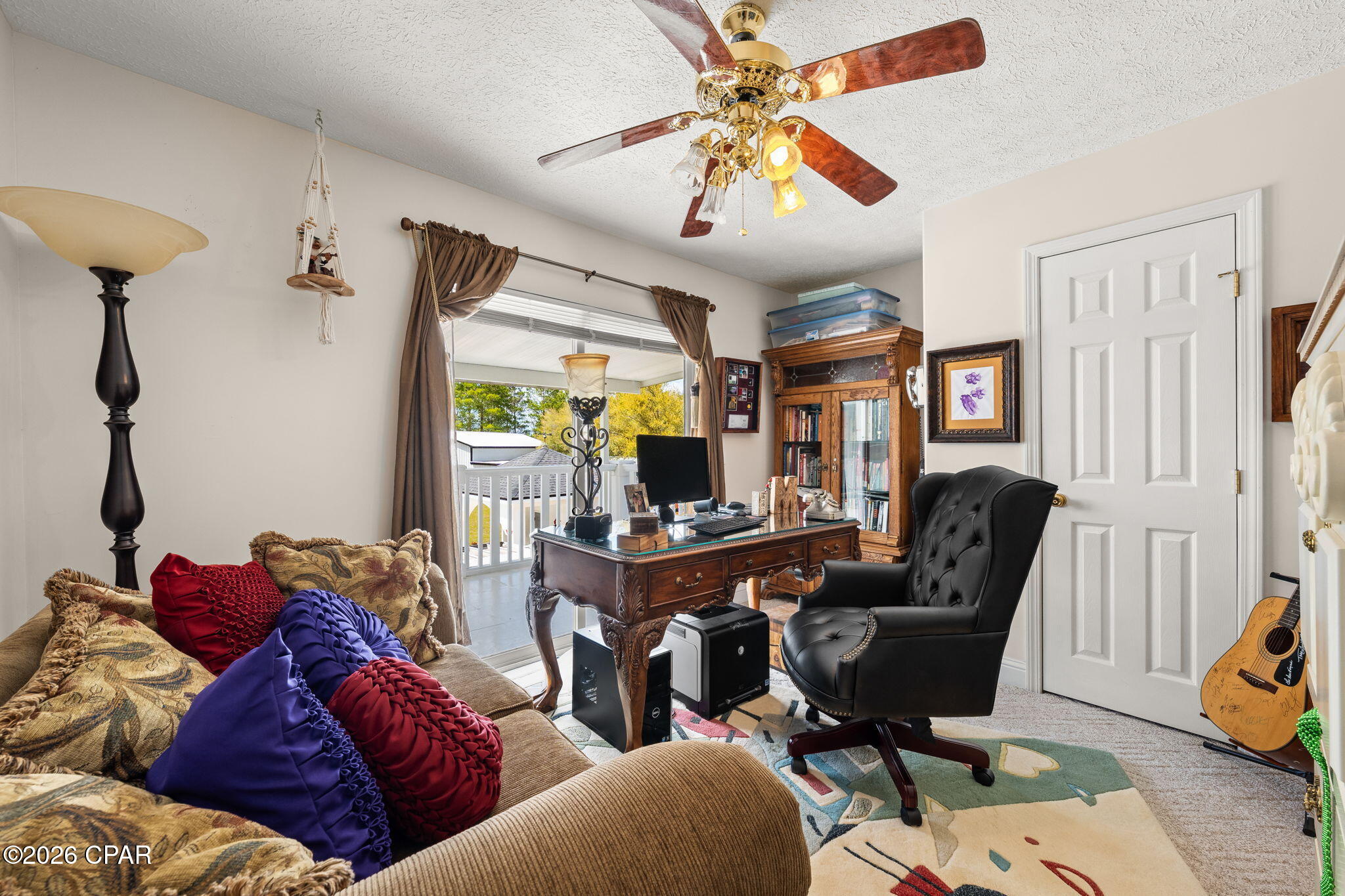 main property photo 40