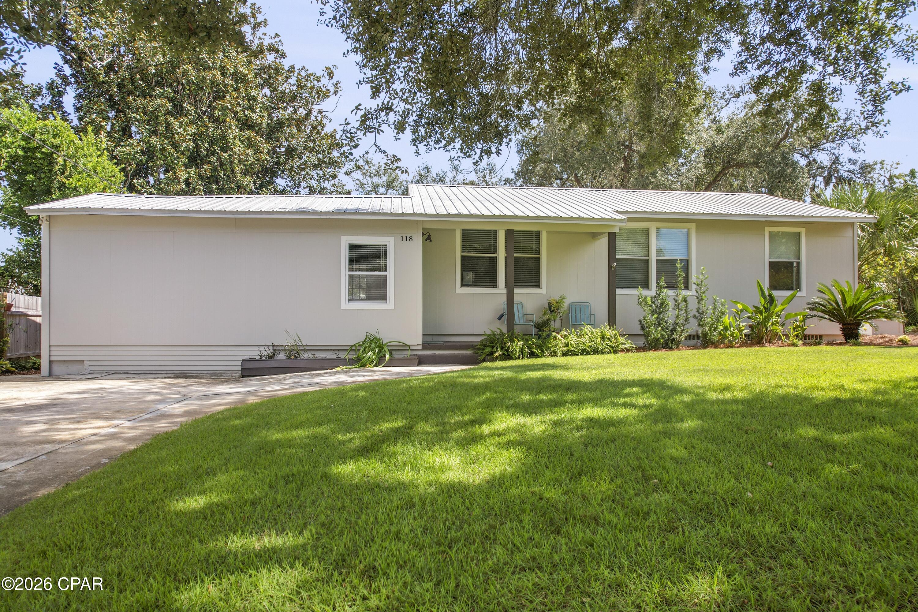 main property photo 0