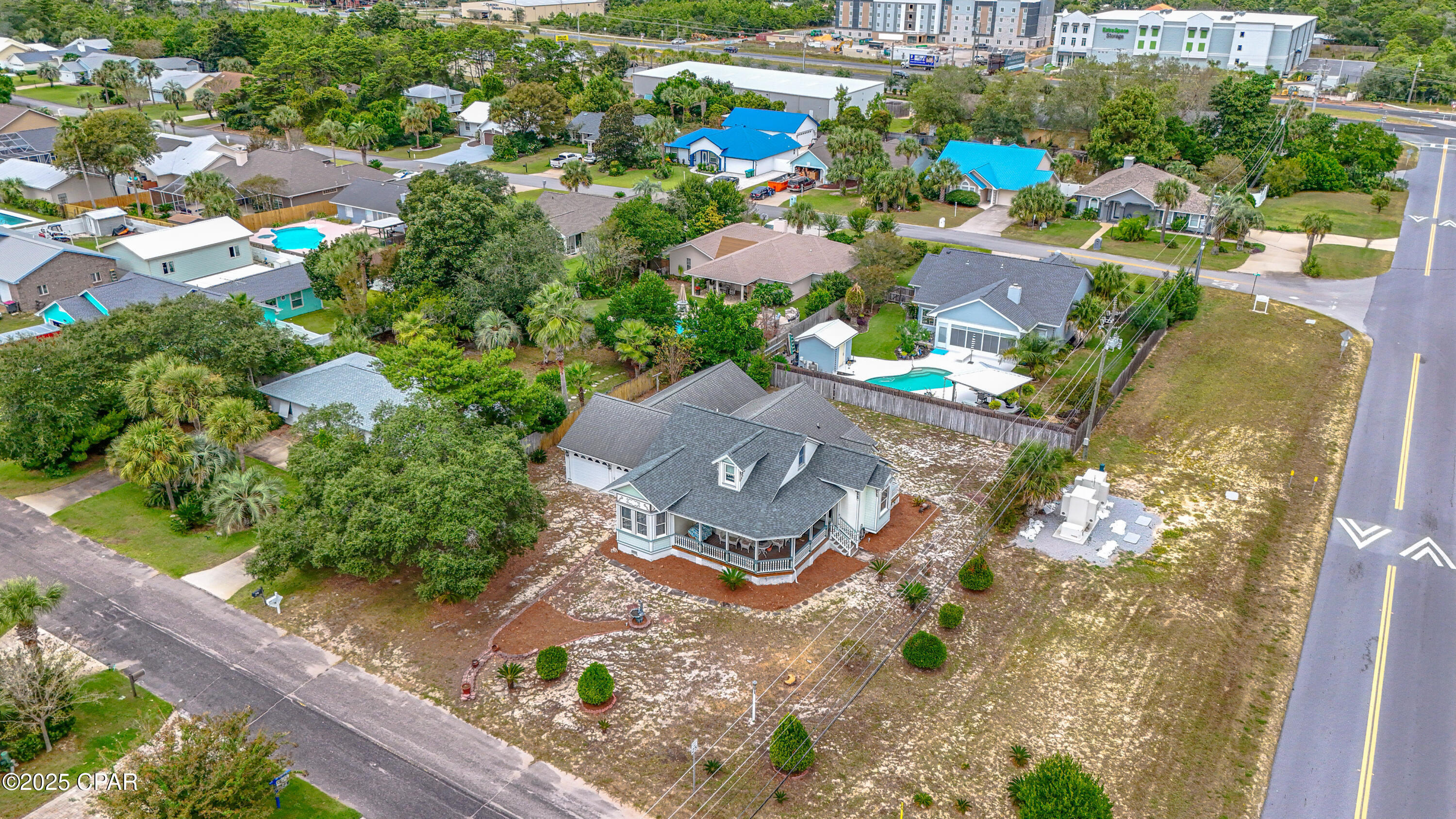 main property photo 41