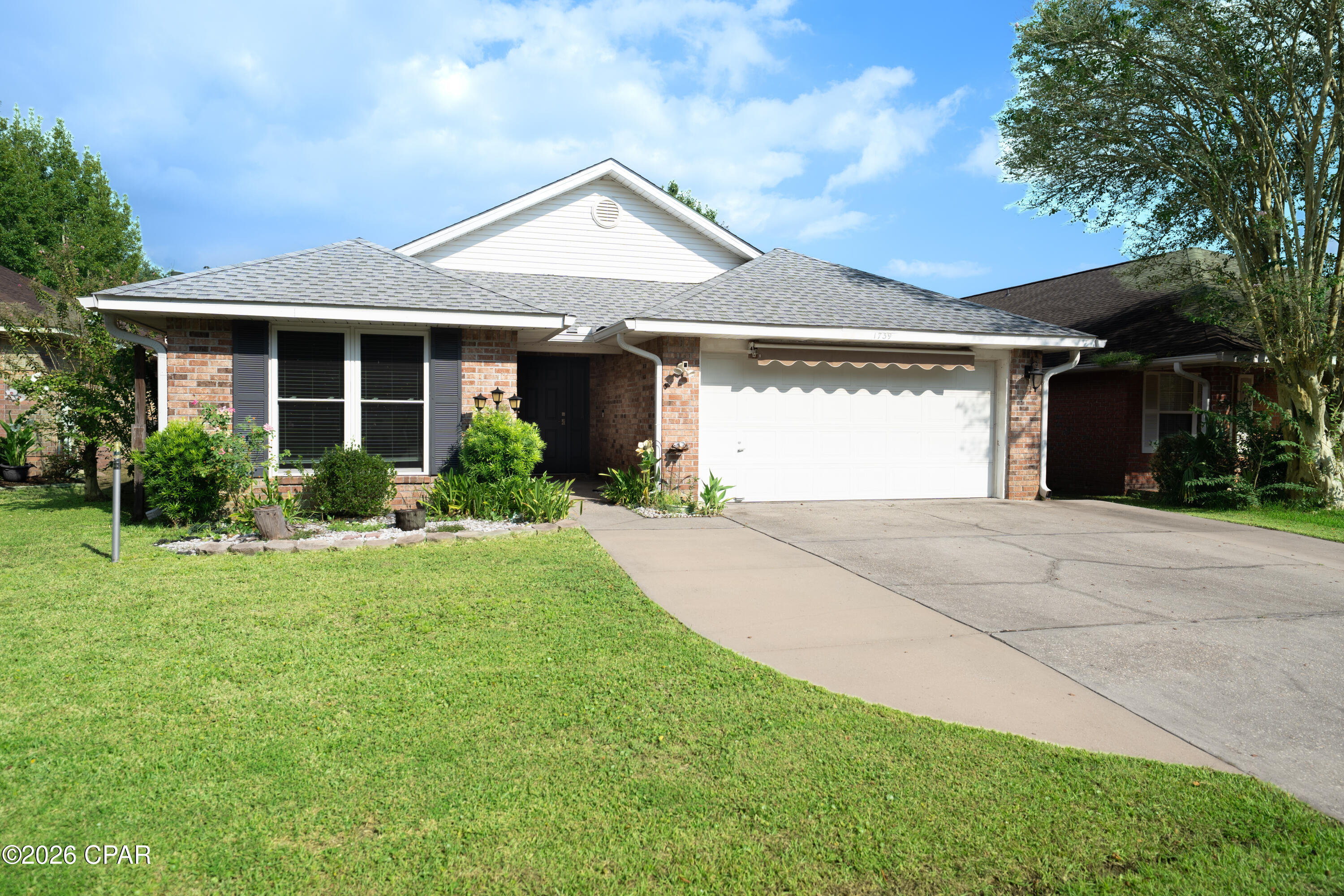 main property photo 0