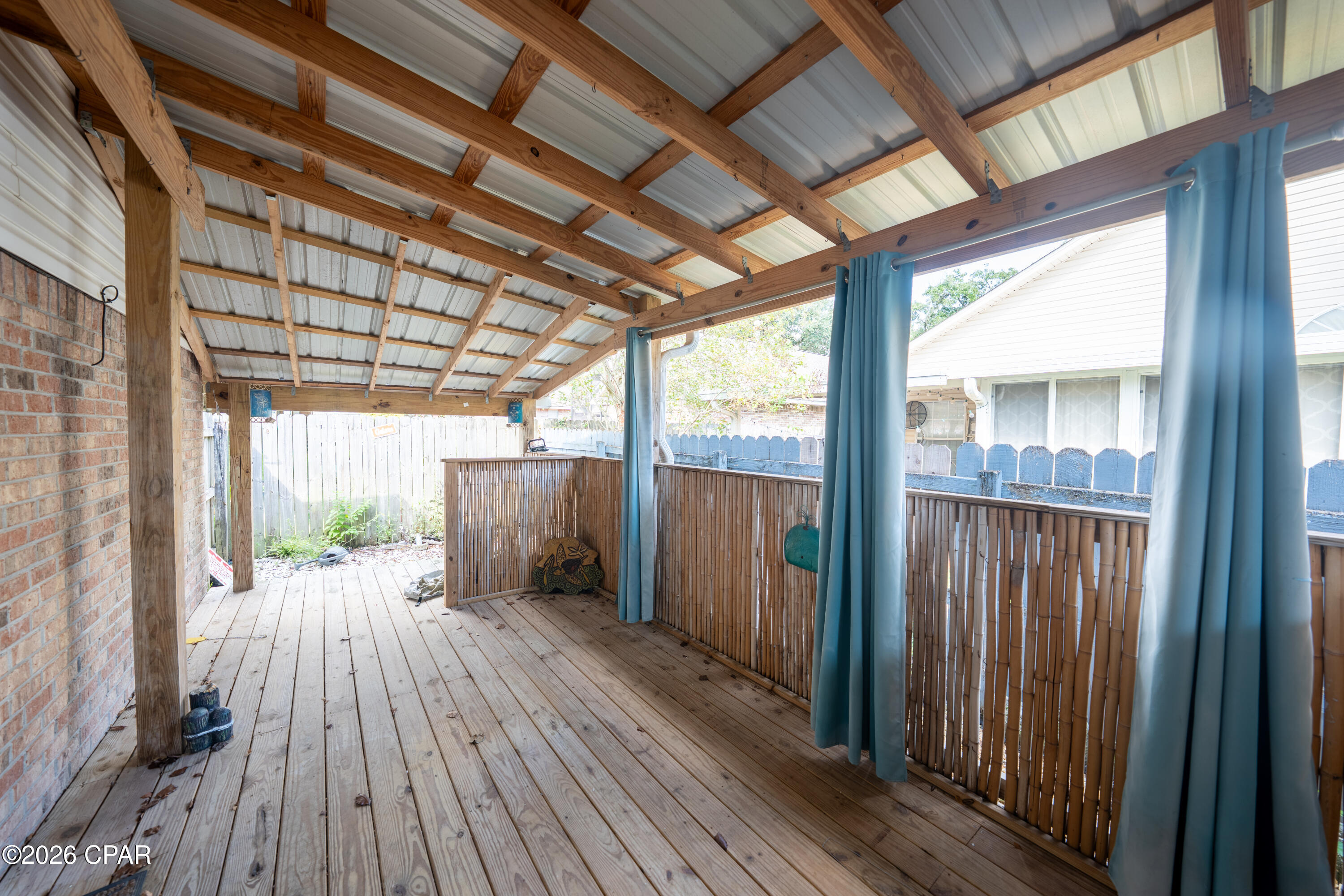 main property photo 39
