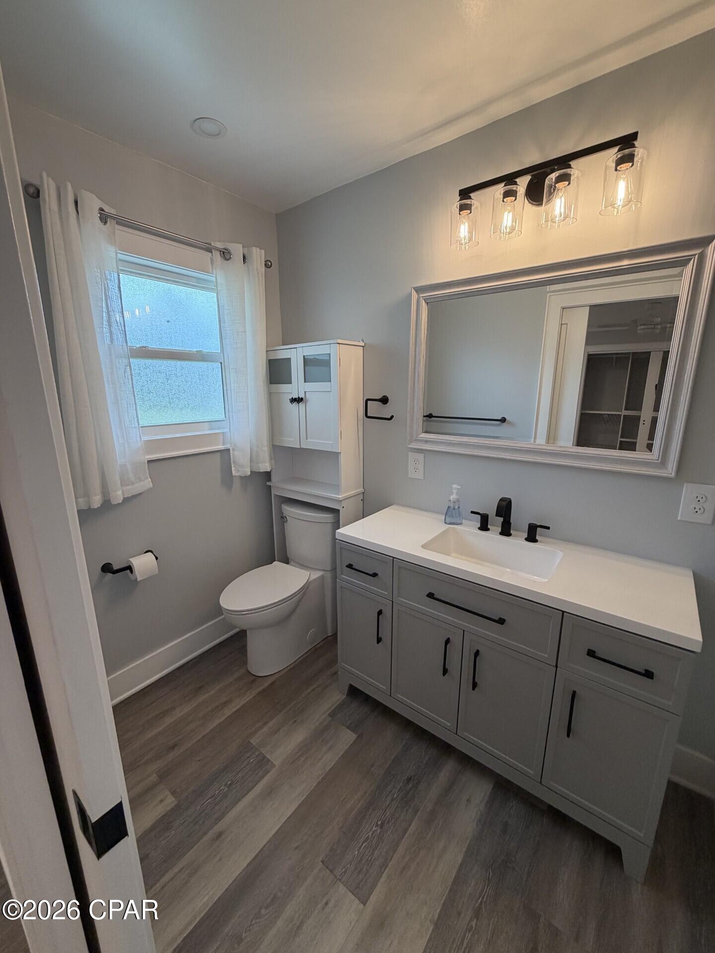 main property photo 12