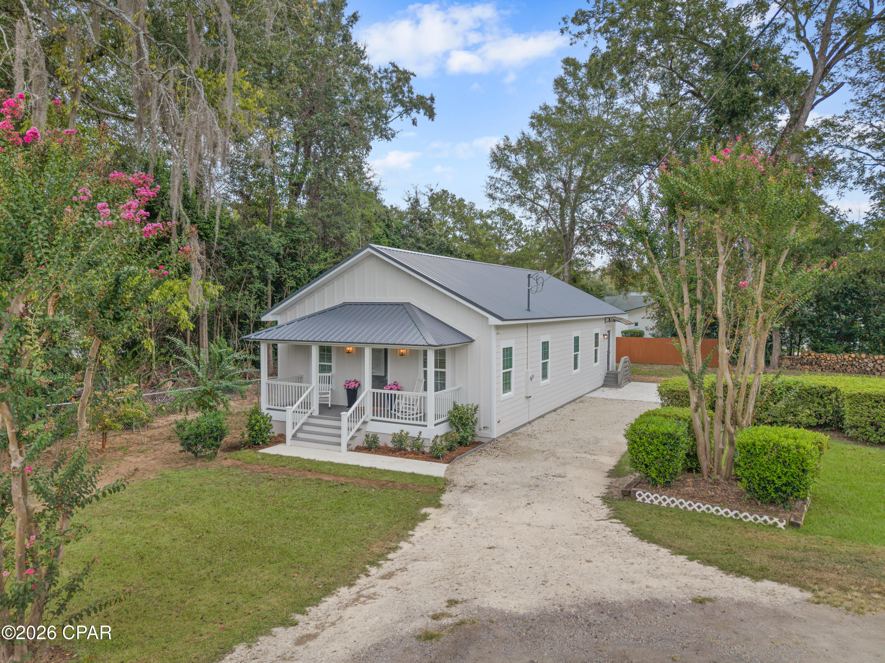 main property photo 0