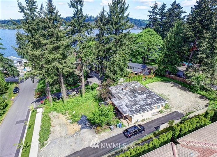 814 16th Ave W Kirkland Wa 98033