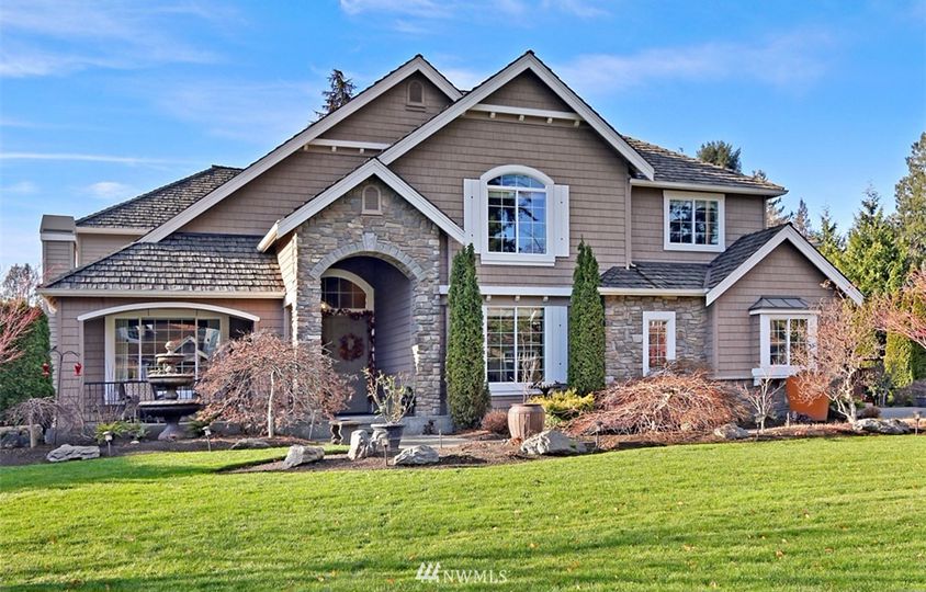 23938 W Woodway Ln, Woodway, WA 98020