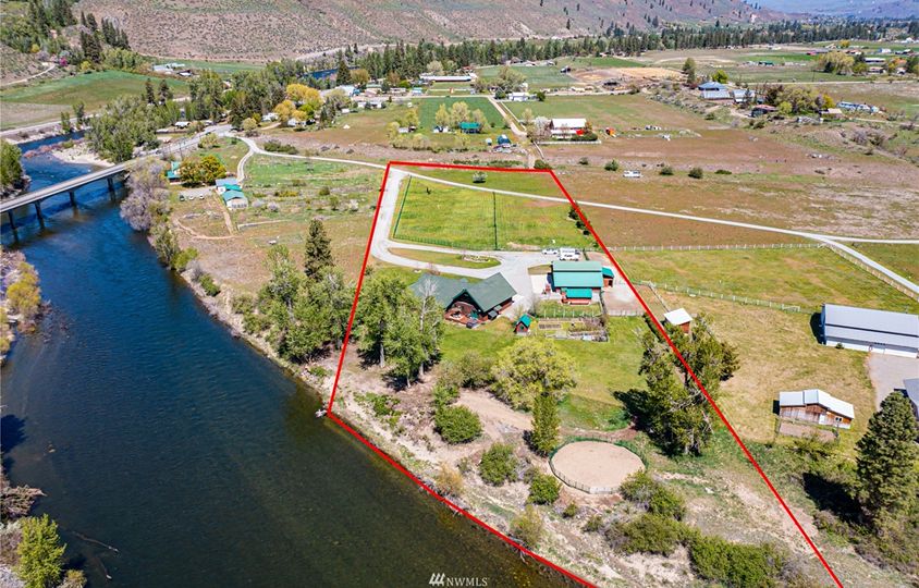 2244 B Hwy 153, Carlton, WA 98814