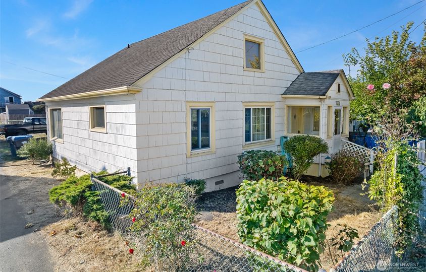 411 Willow St, Aberdeen, WA 98520