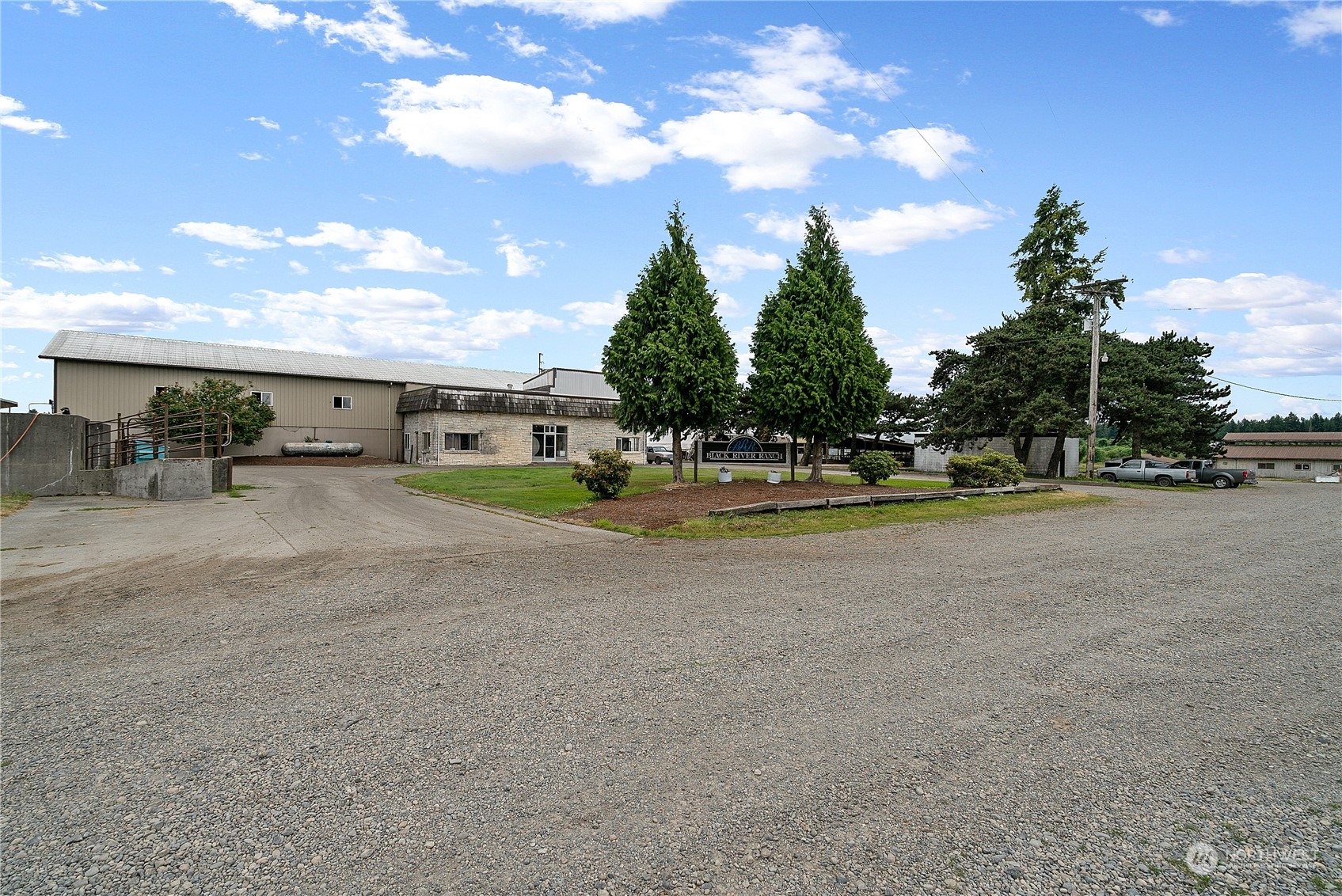 property viewer photo 8