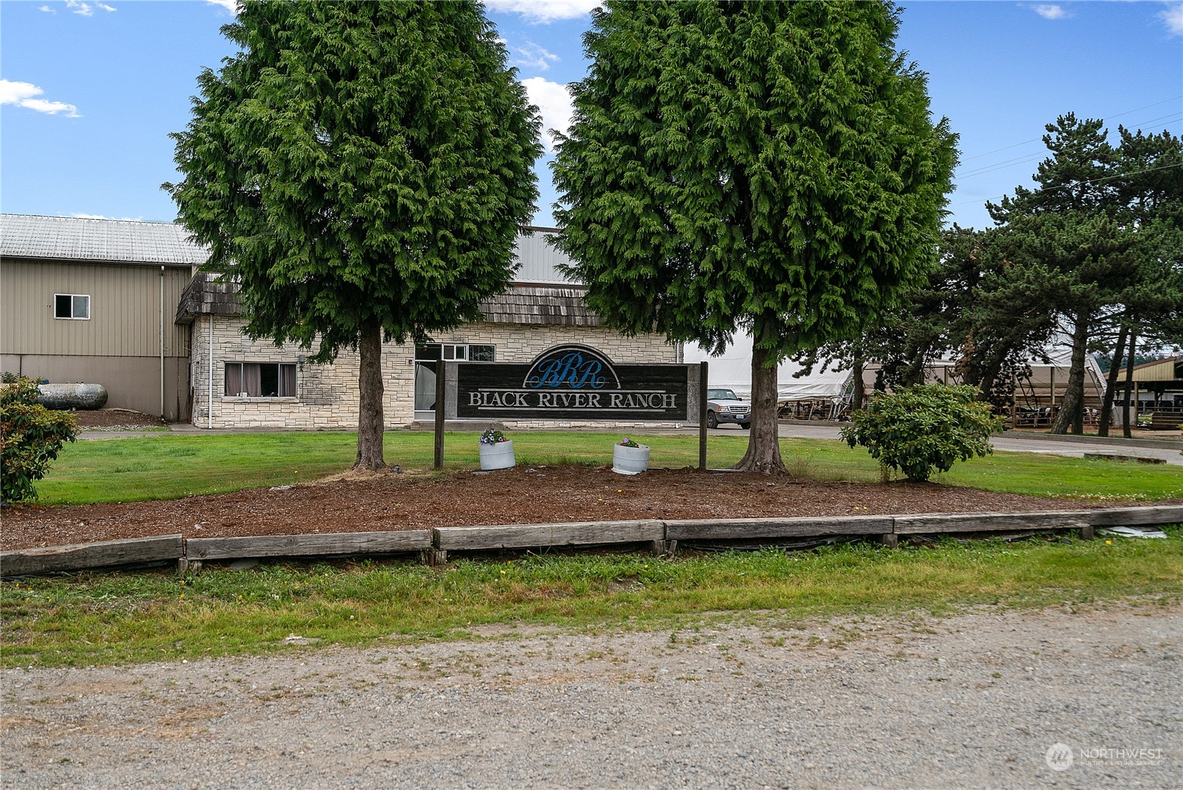 property viewer photo 9
