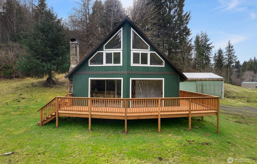 153 Lund Rd, Cosmopolis, WA 98537