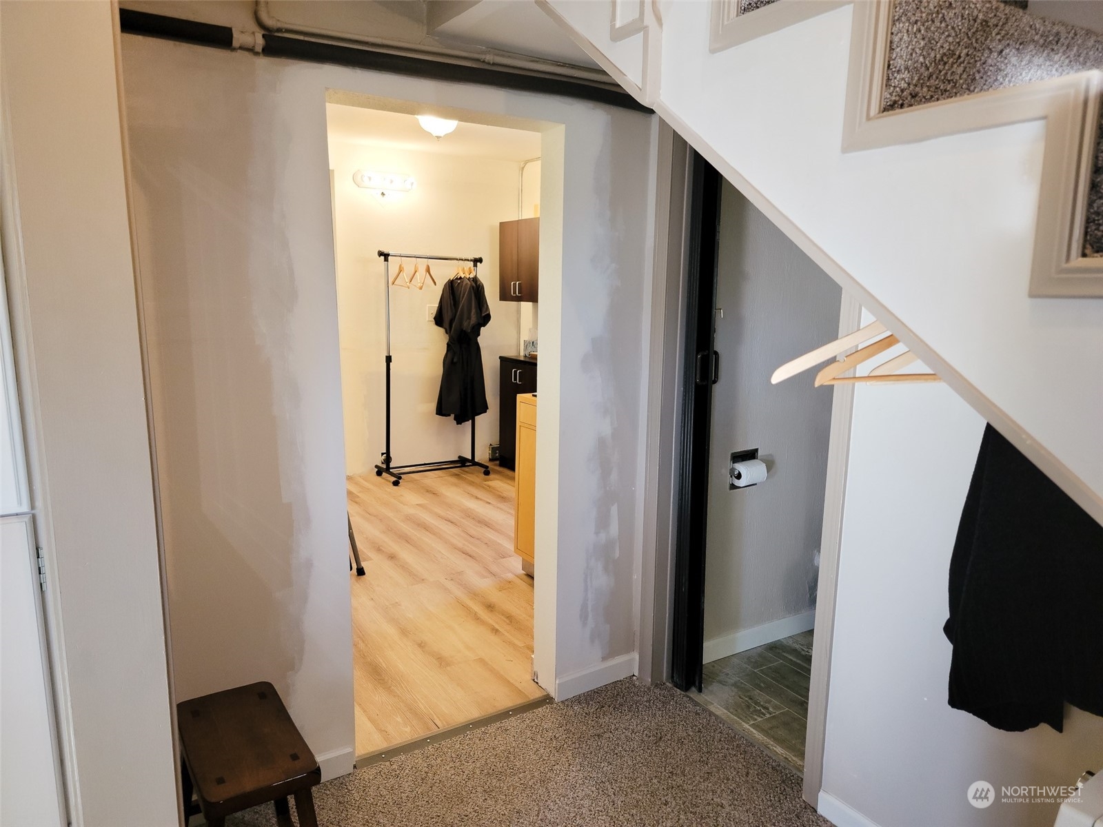 property viewer photo 23