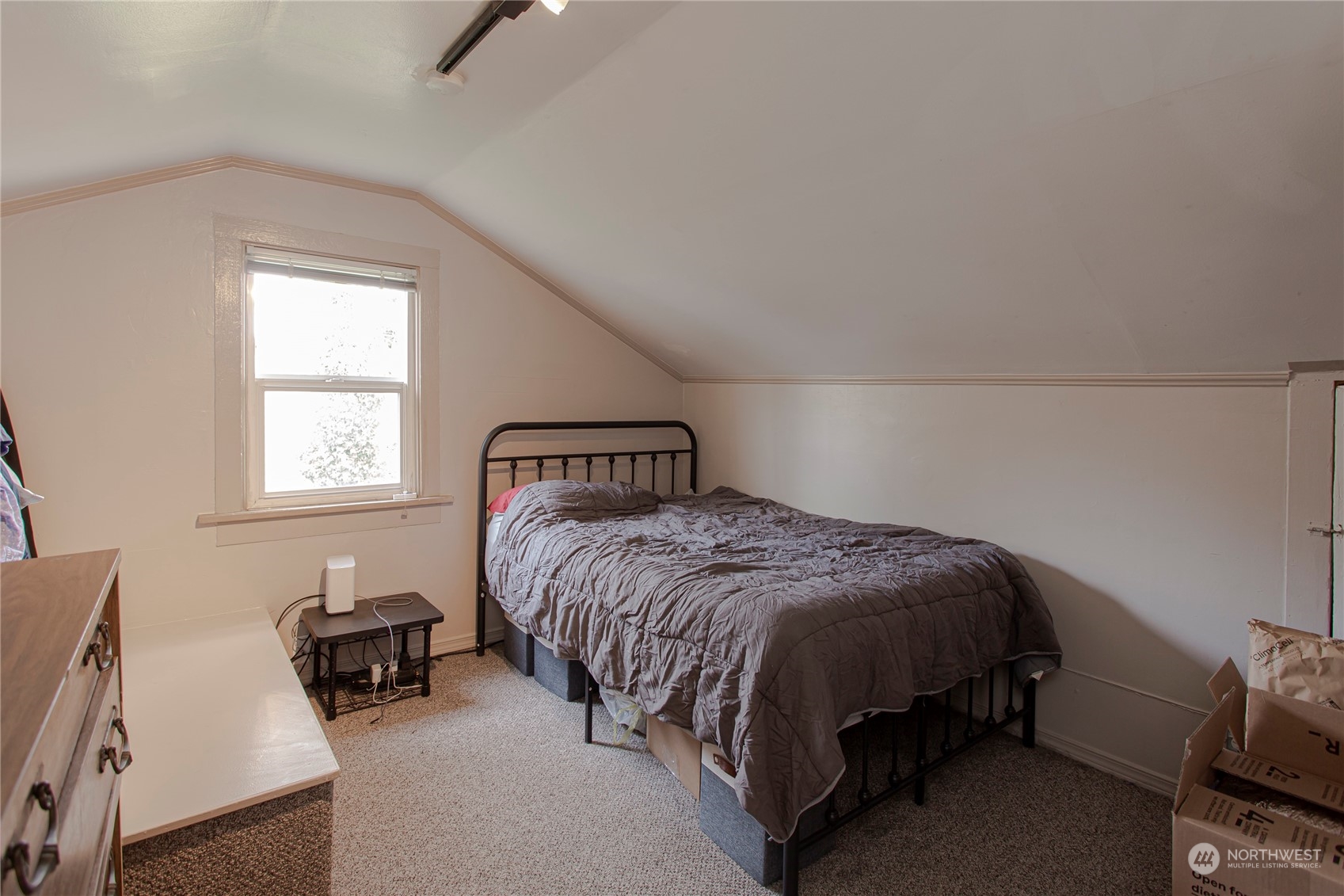 property viewer photo 28