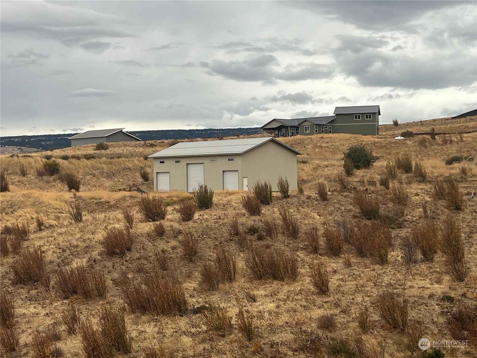 property viewer photo 12