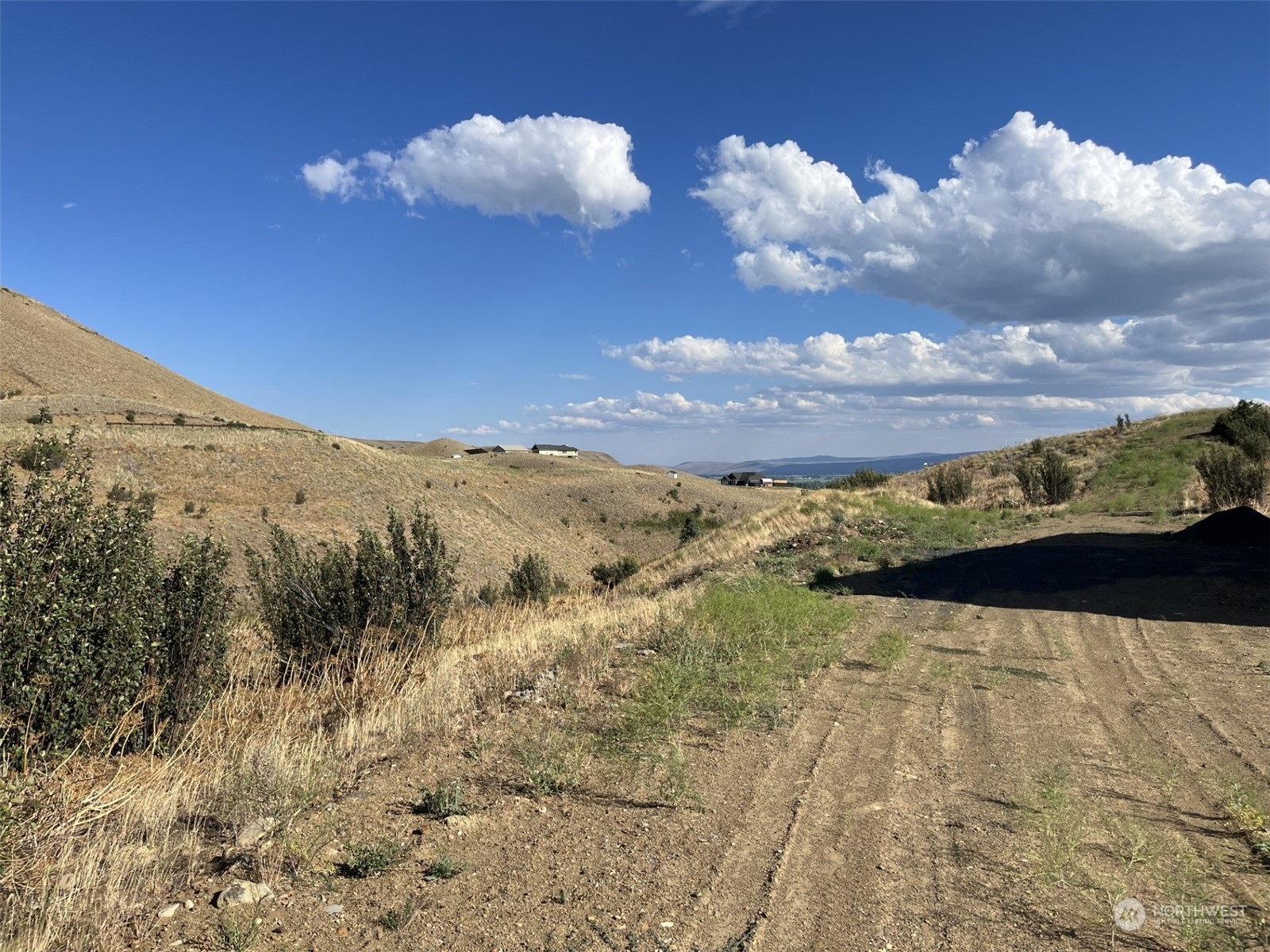 property viewer photo 13