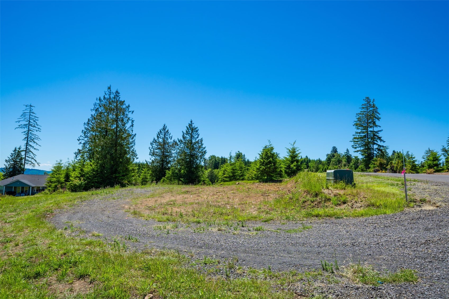 main property photo 7