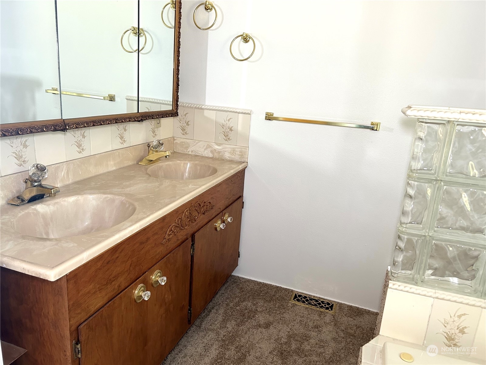 property viewer photo 11