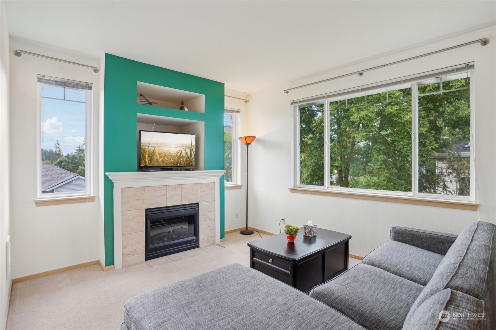 property viewer photo 10