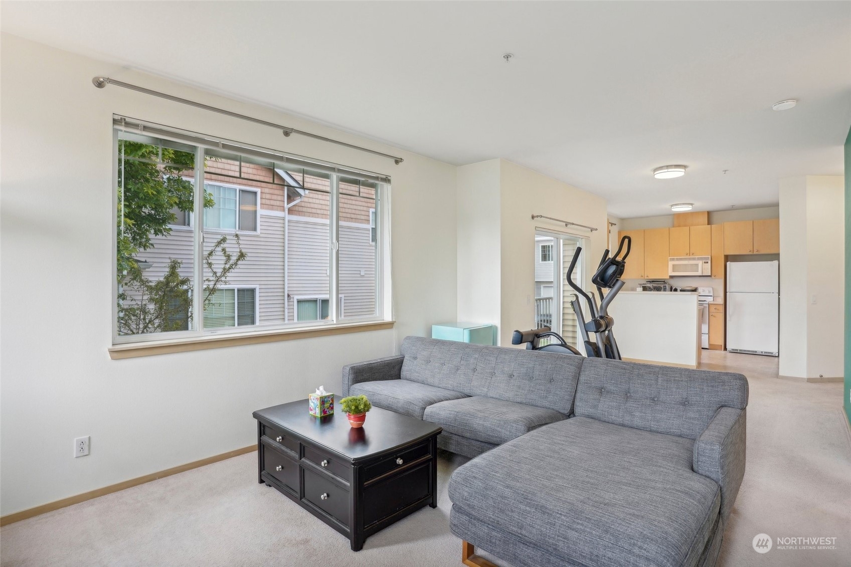 property viewer photo 11