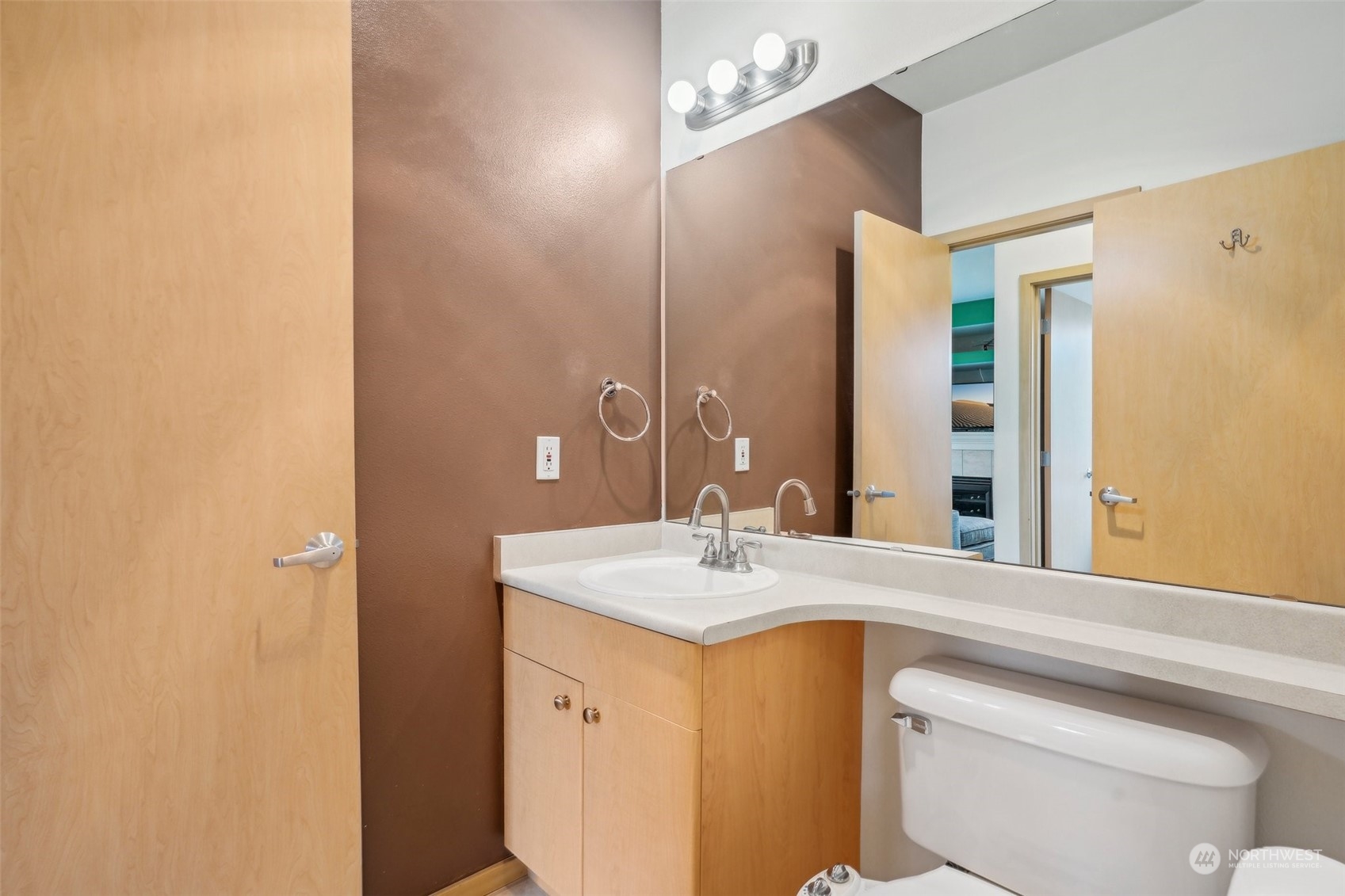 property viewer photo 16