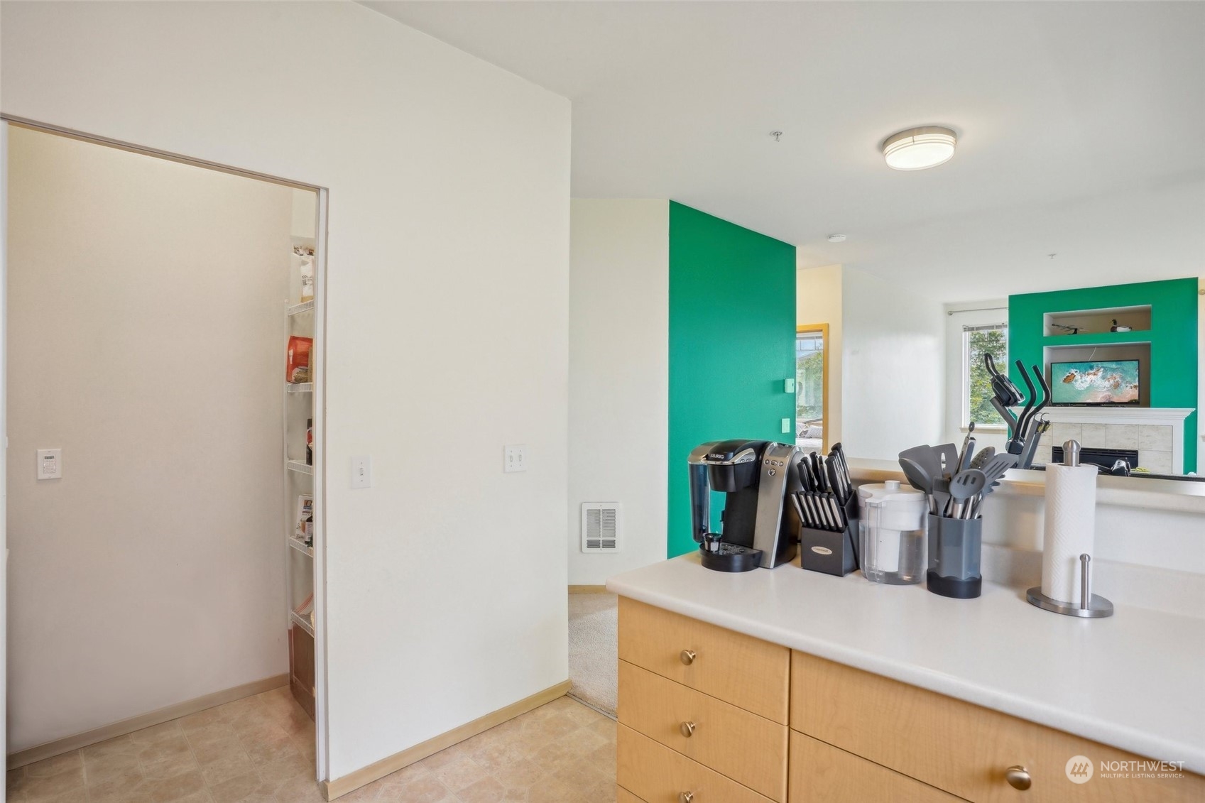 property viewer photo 7