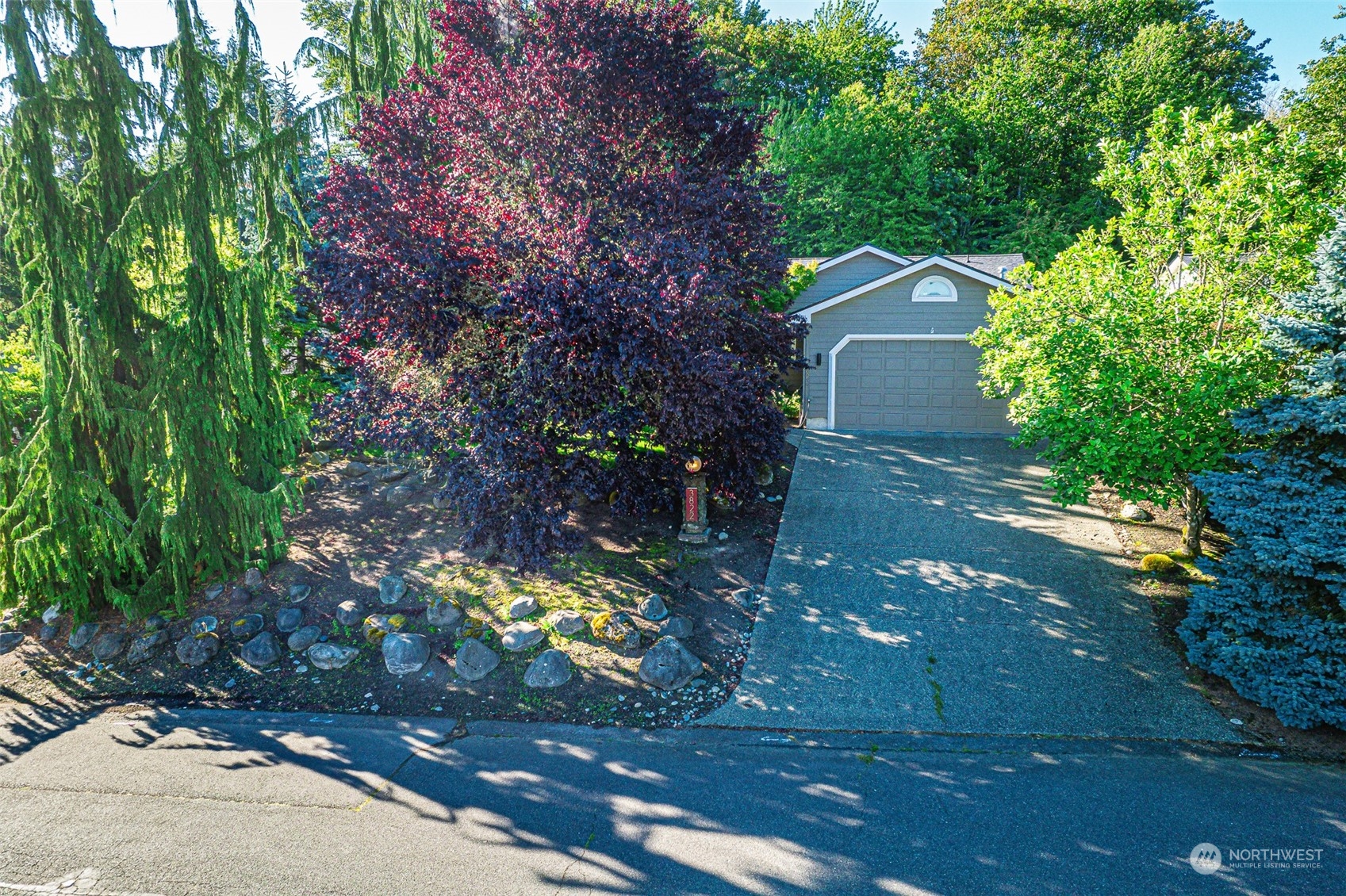 property viewer photo 1