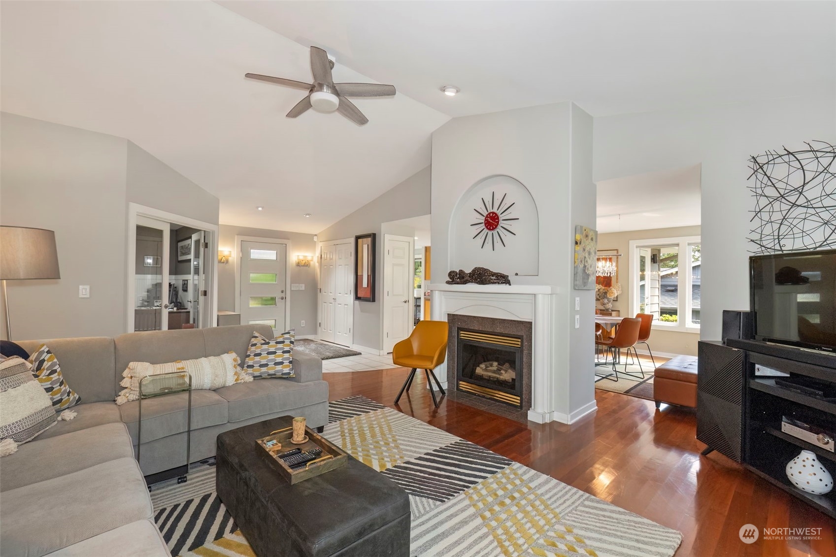 property viewer photo 14